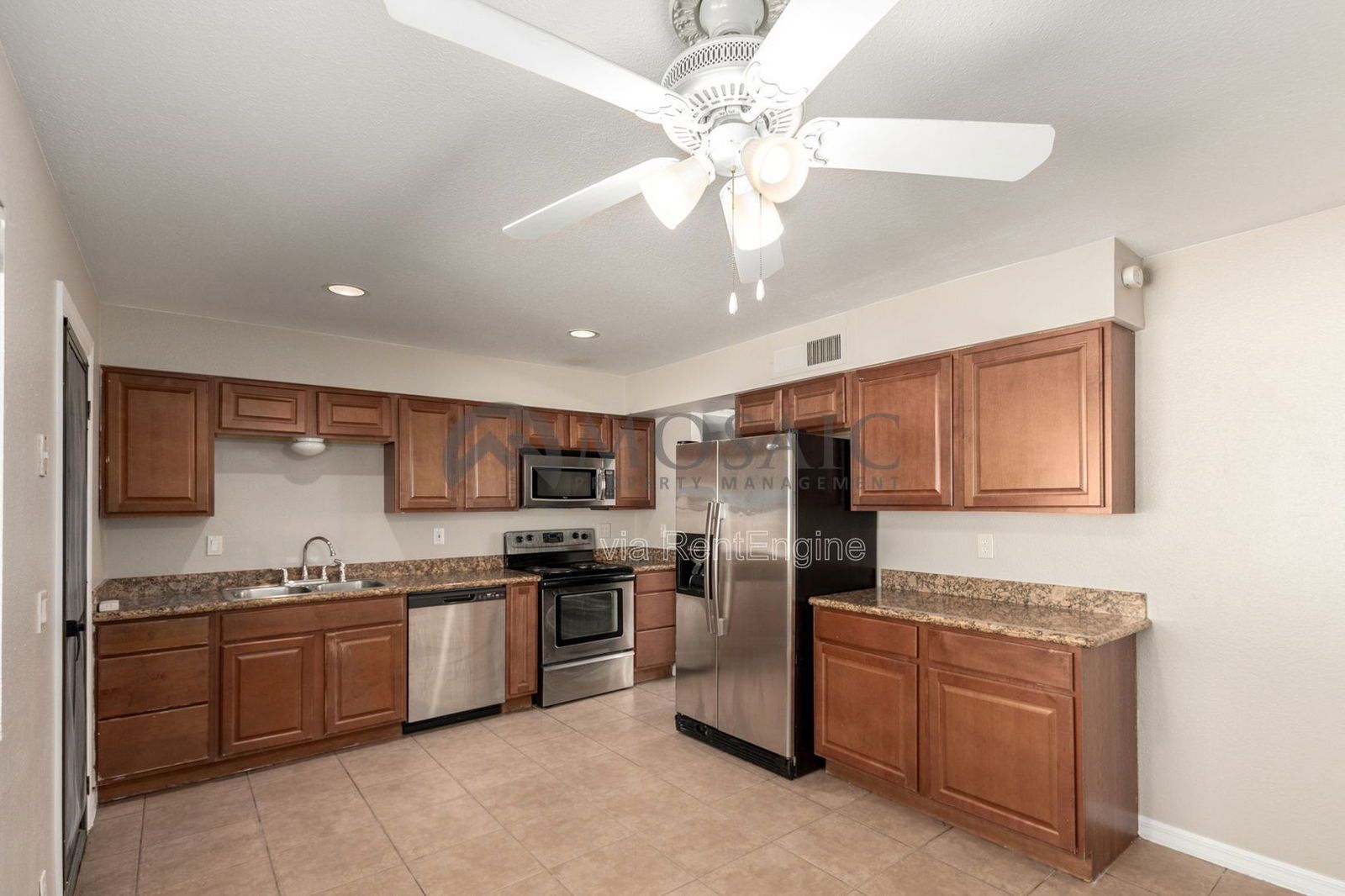 3-Bedroom, 2-Bath Home with Spacious Backyard in Mesa property image