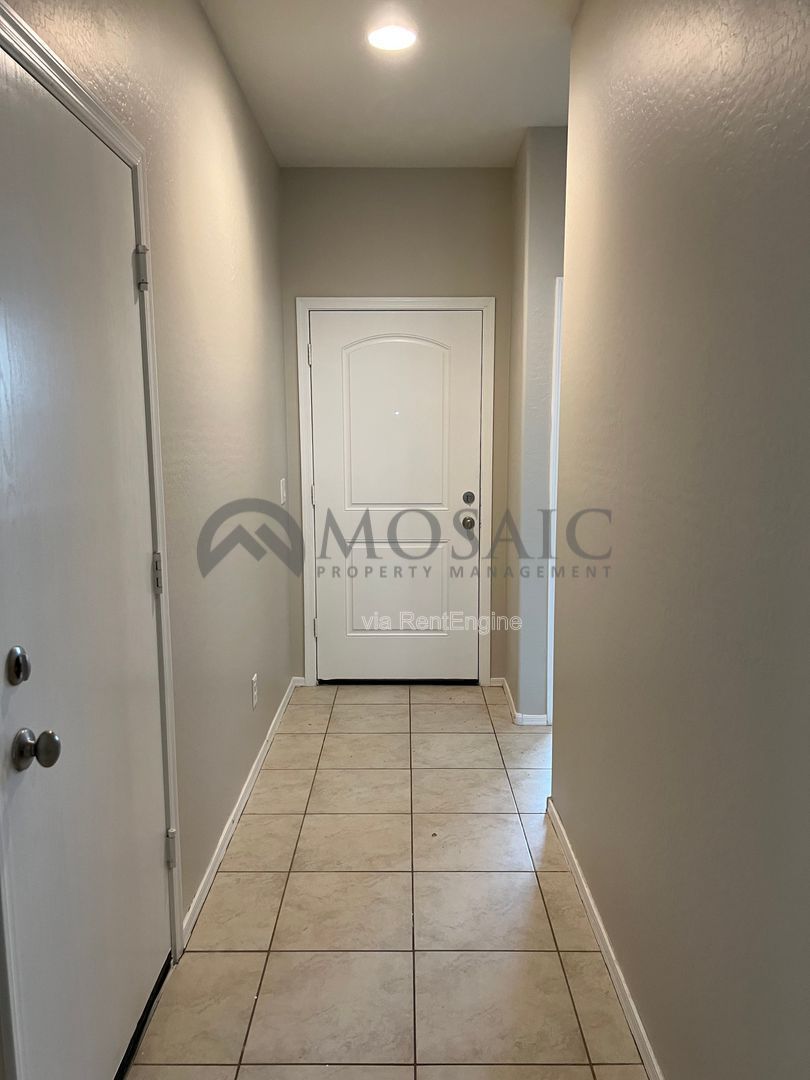 Nicely updated home with large bedrooms and a great lot property image