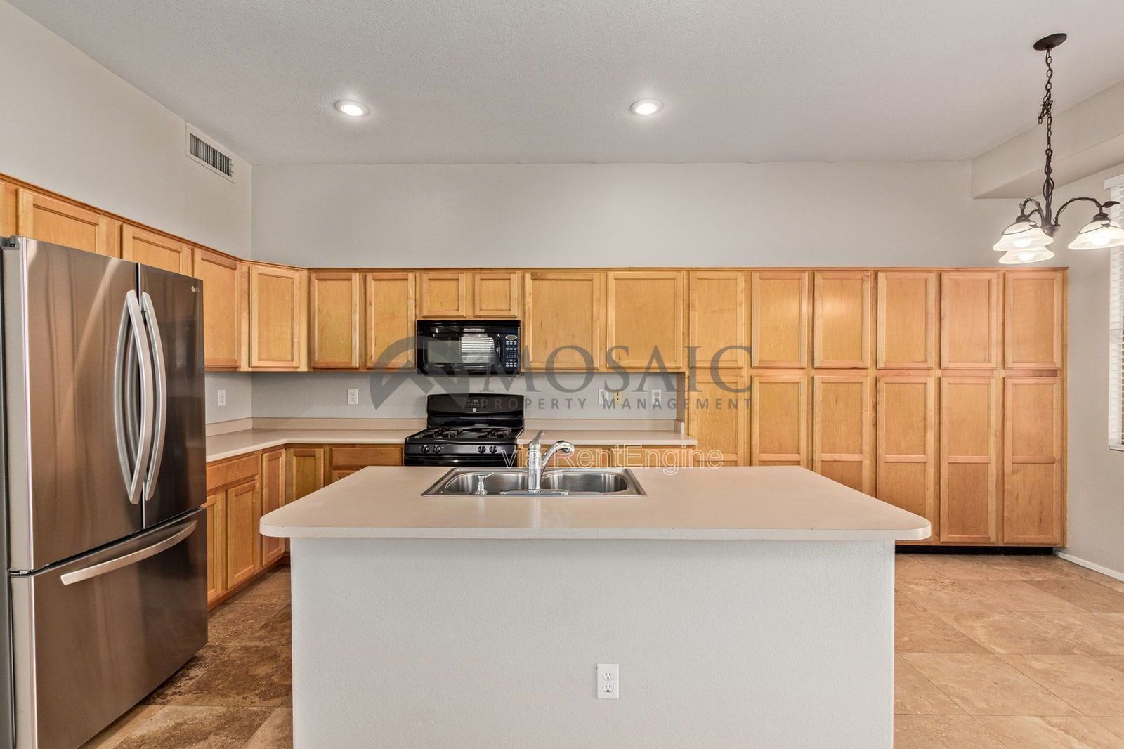 Beautiful 3 bedroom 2 bathroom home in Gilbert! property image