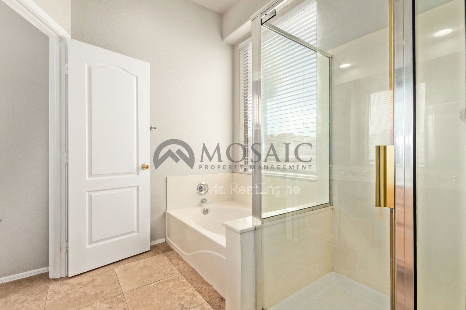 Beautiful 3 bedroom 2 bathroom home in Gilbert! property image