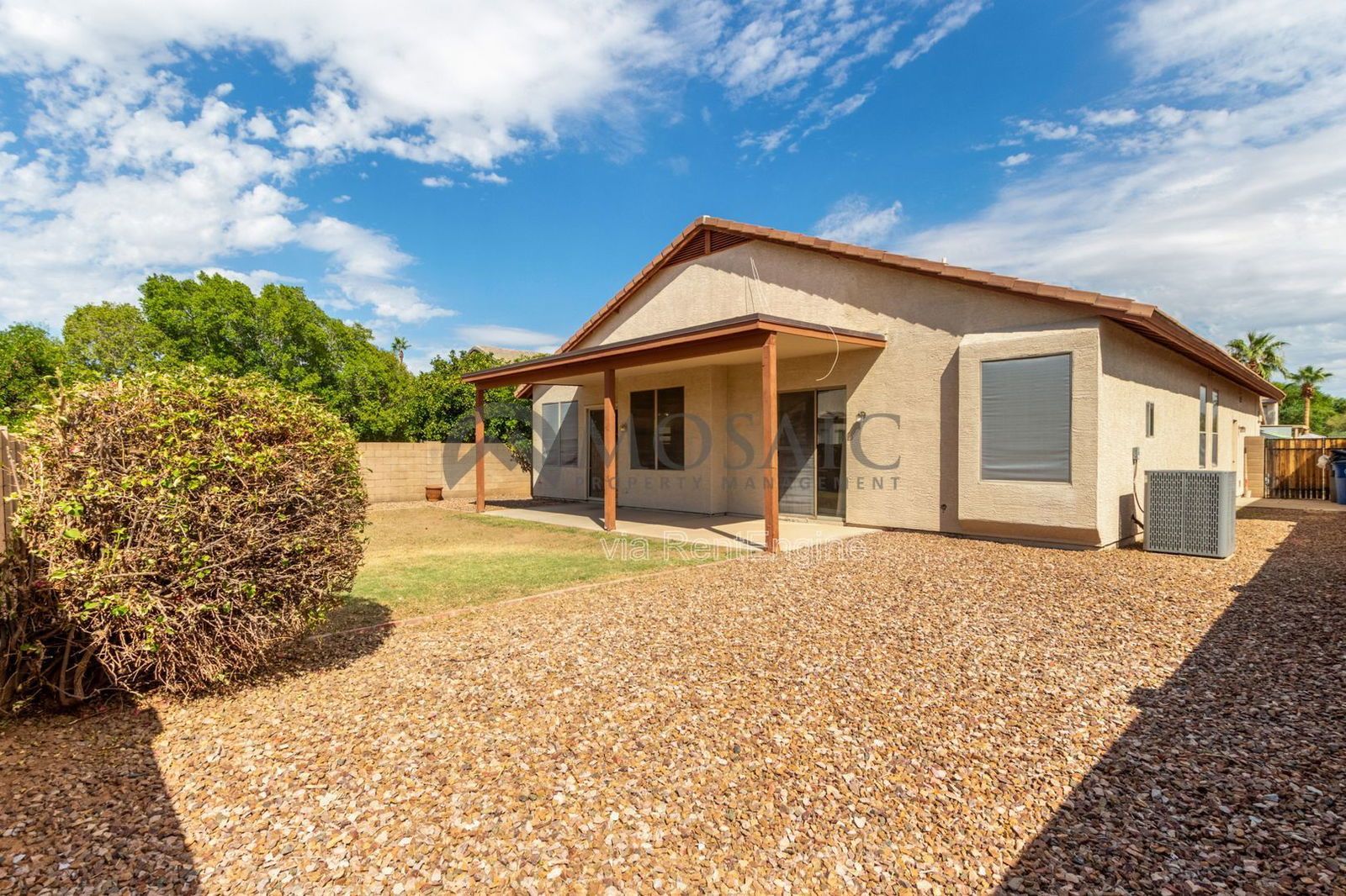 Beautiful 3 bedroom 2 bathroom home in Gilbert! property image