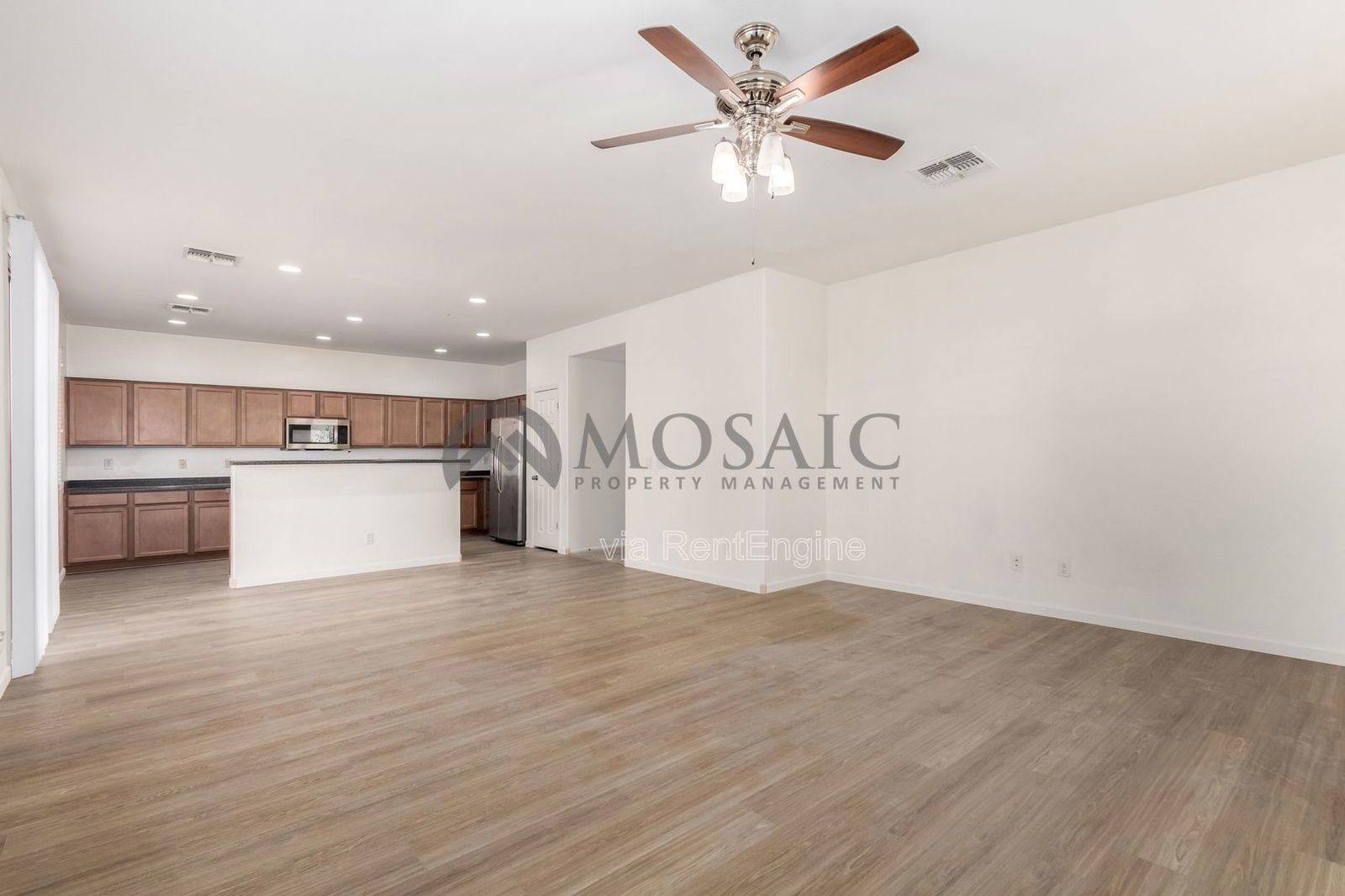 Layton Lakes Beauty! property image