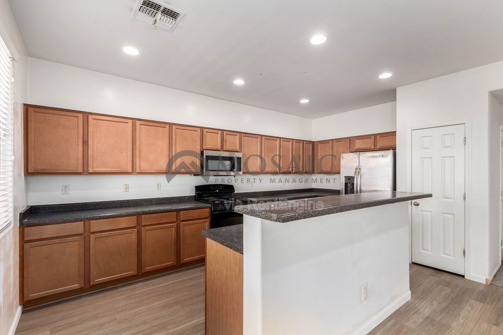 Layton Lakes Beauty! property image