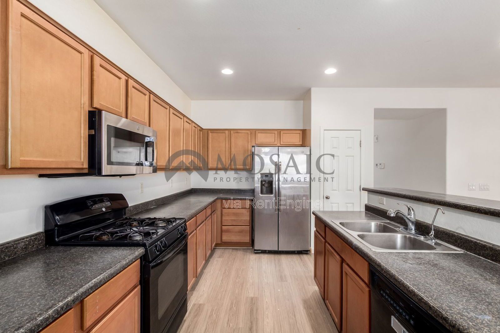 Layton Lakes Beauty! property image