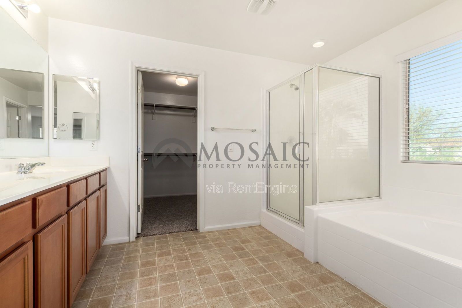 Layton Lakes Beauty! property image