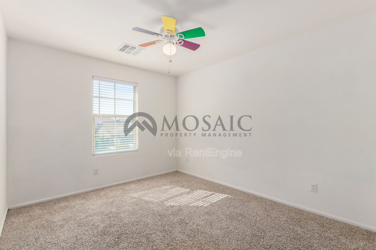 Layton Lakes Beauty! property image