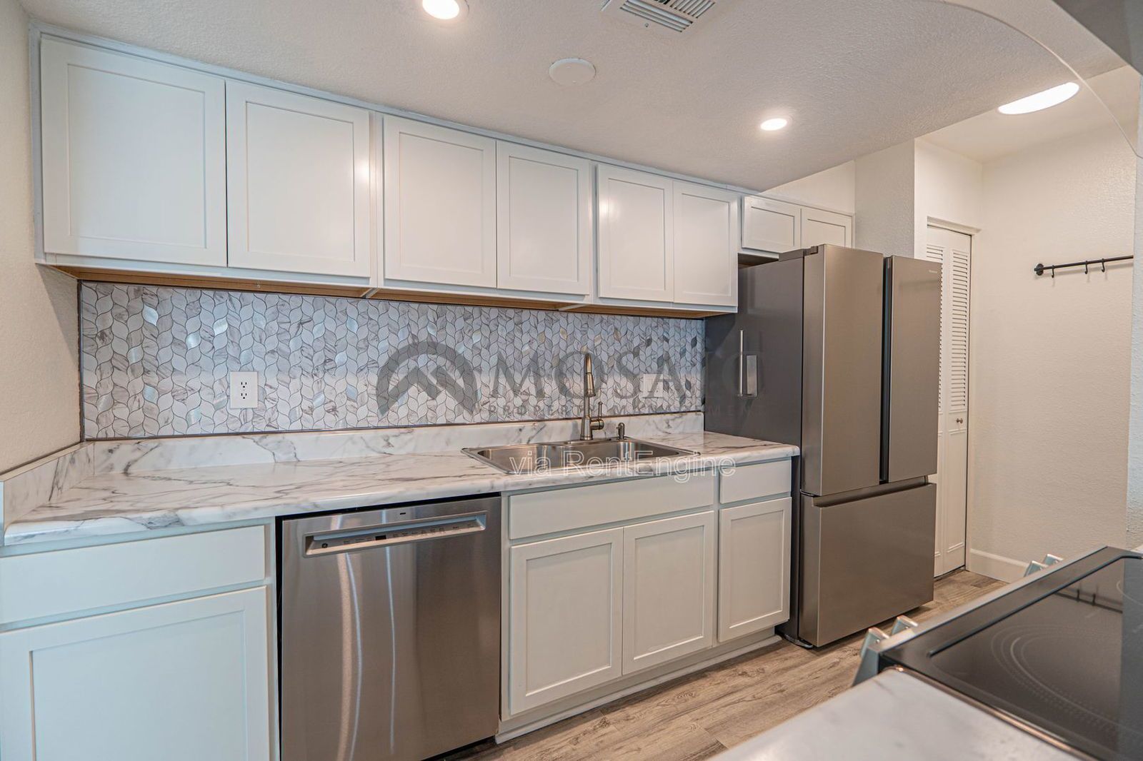 Cozy Upgraded Bungalow in Scottsdale – A Must-See! property image