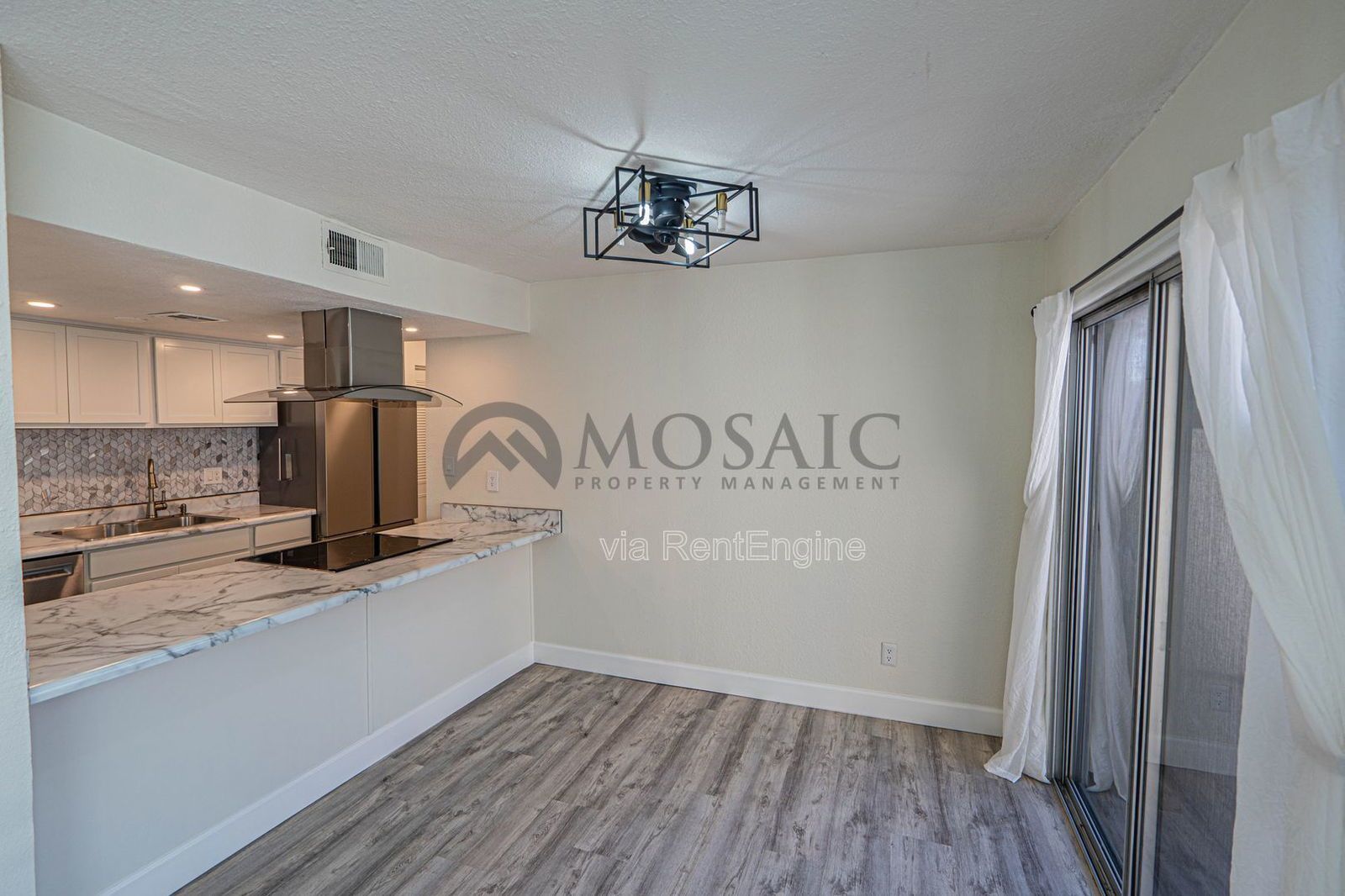 Cozy Upgraded Bungalow in Scottsdale – A Must-See! property image