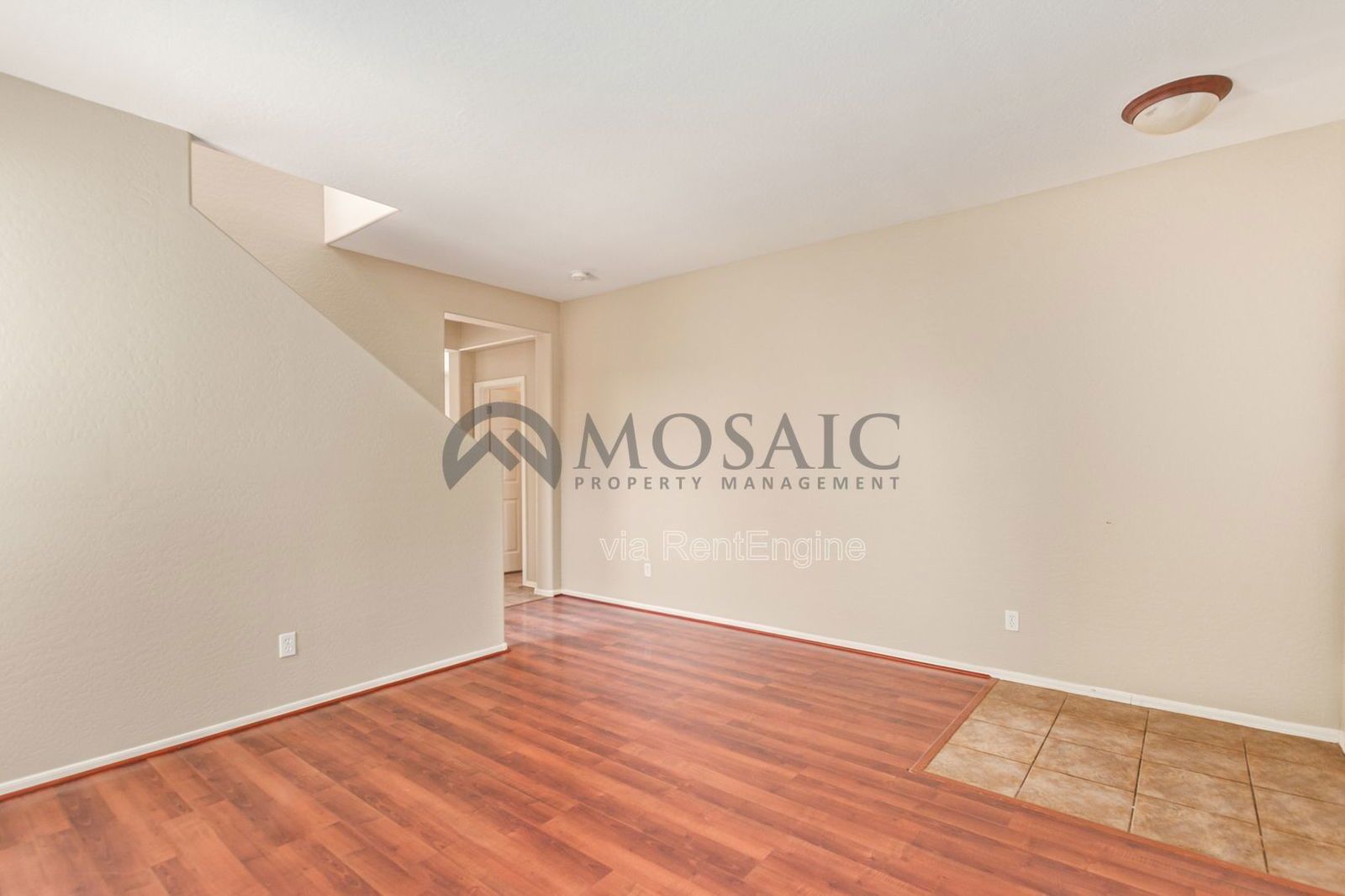 Must See 3 Bedroom Home in Gateway Village property image