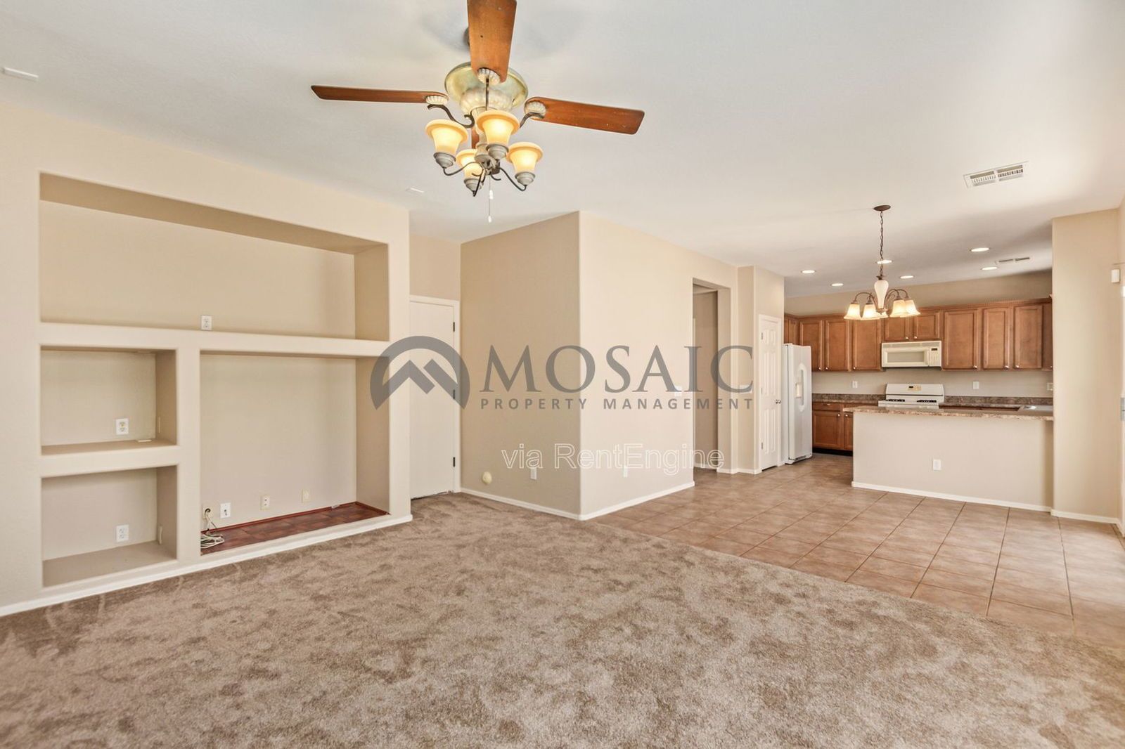 Must See 3 Bedroom Home in Gateway Village property image