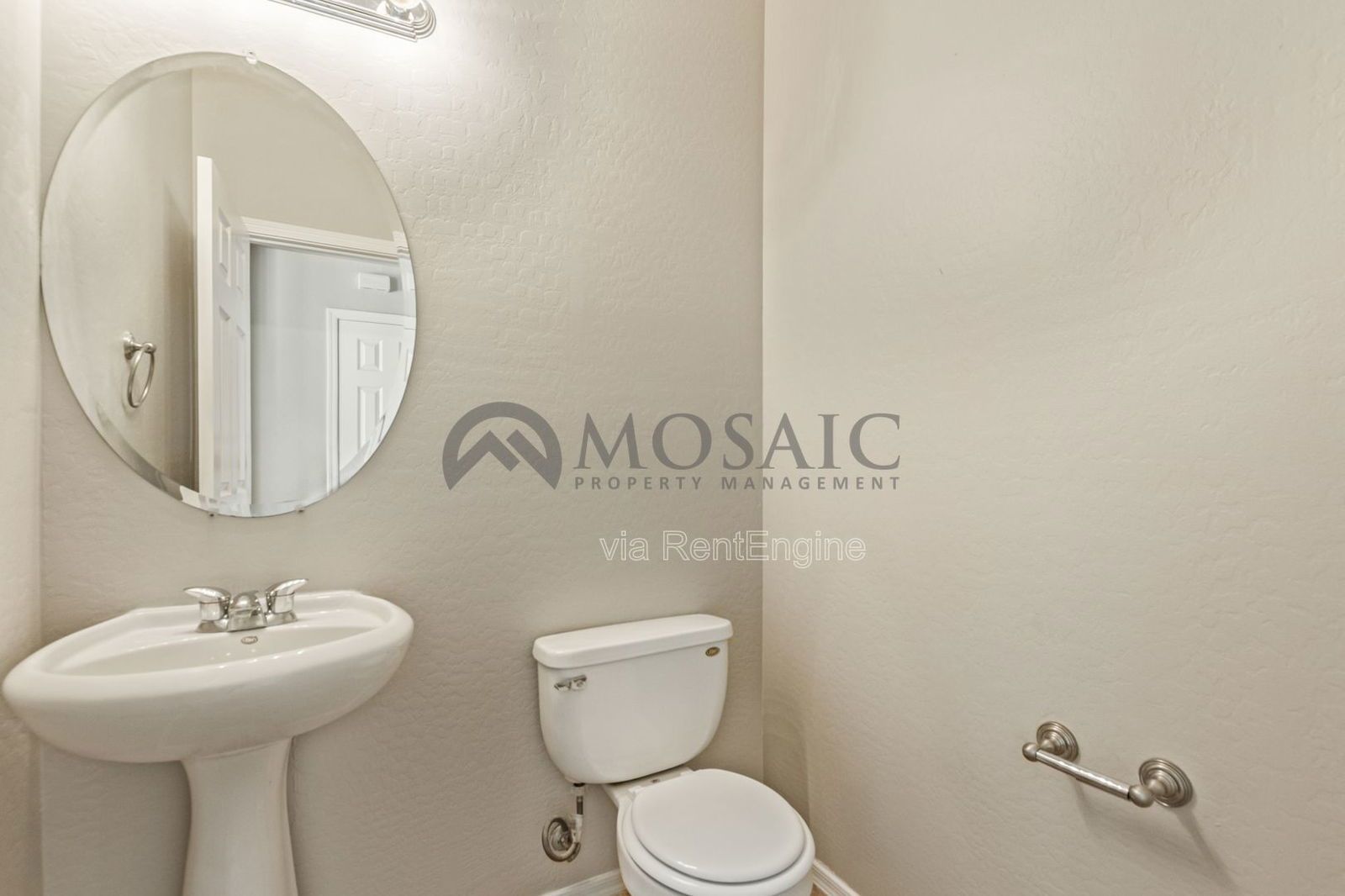 Must See 3 Bedroom Home in Gateway Village property image