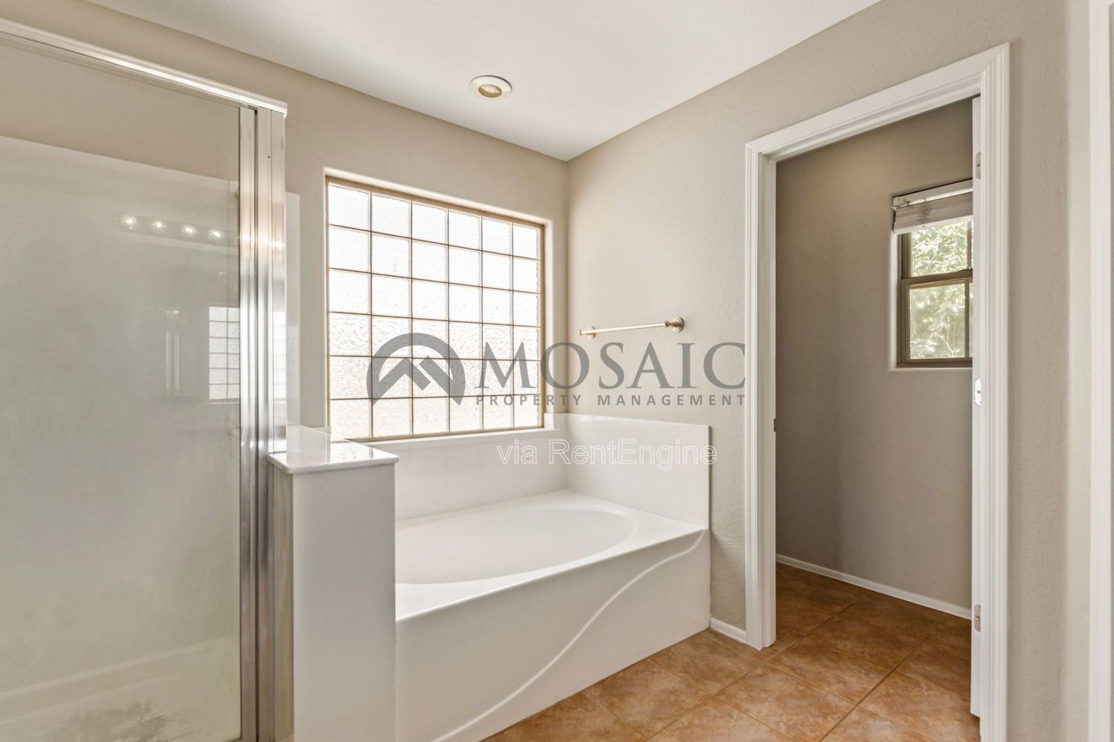 Must See 3 Bedroom Home in Gateway Village property image