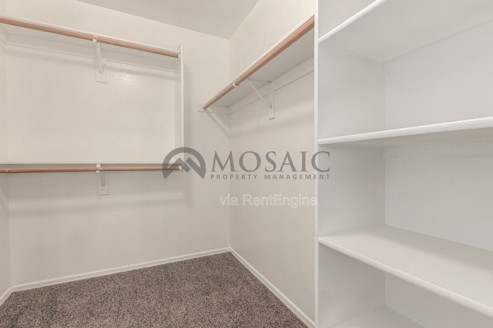 Tri-Level on Williams Field & Val Vista! property image