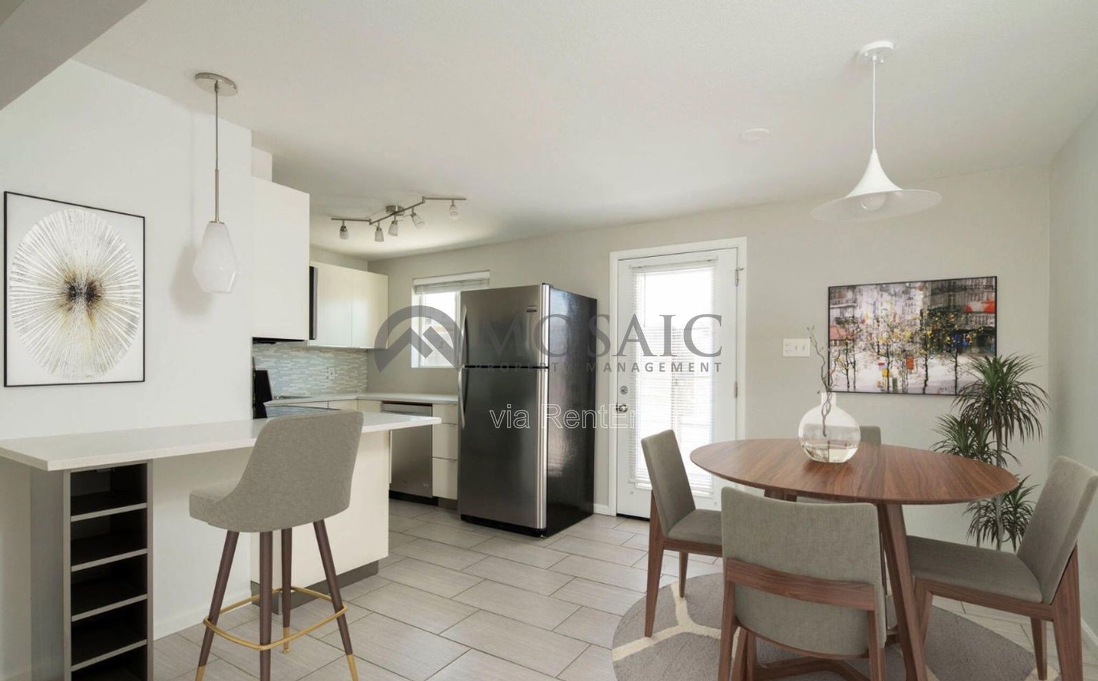 Stylish Arcadia Lite Living with Vintage Charm property image