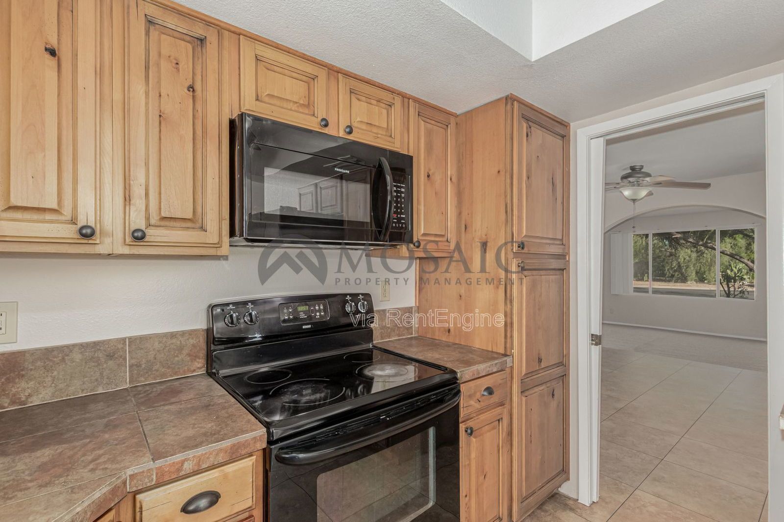 Beautiful 4 Bedroom, 2 Bath Home in Mesa! property image