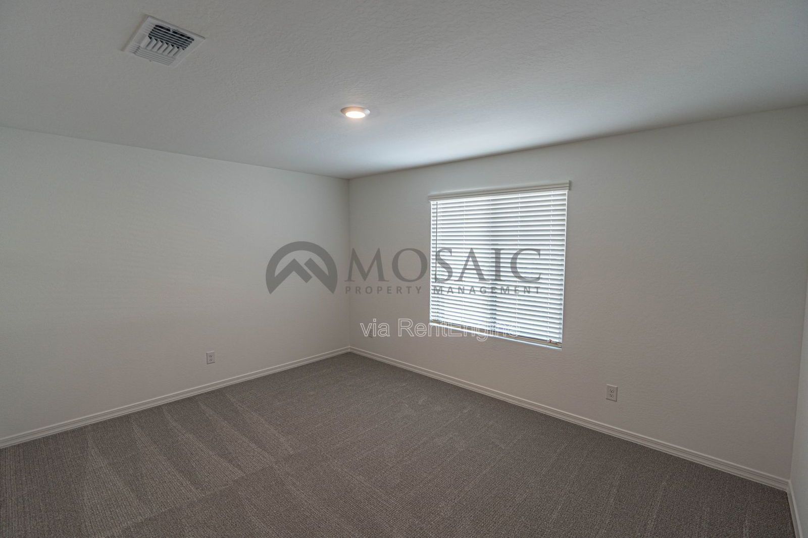 Stunning Sundrop Model Home – New and Modern - property image