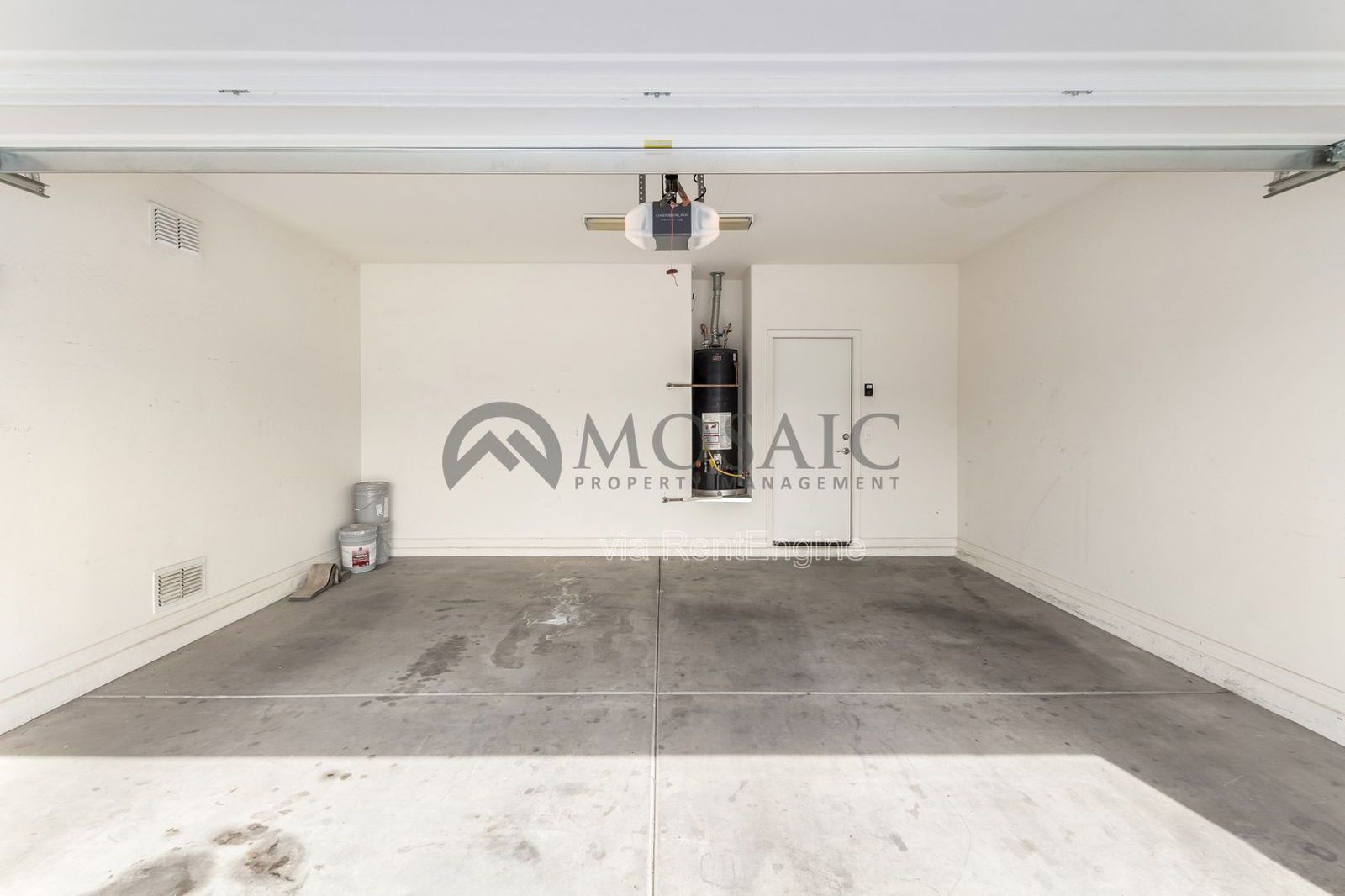 Charming 3B/2BA in Bella Via Community property image