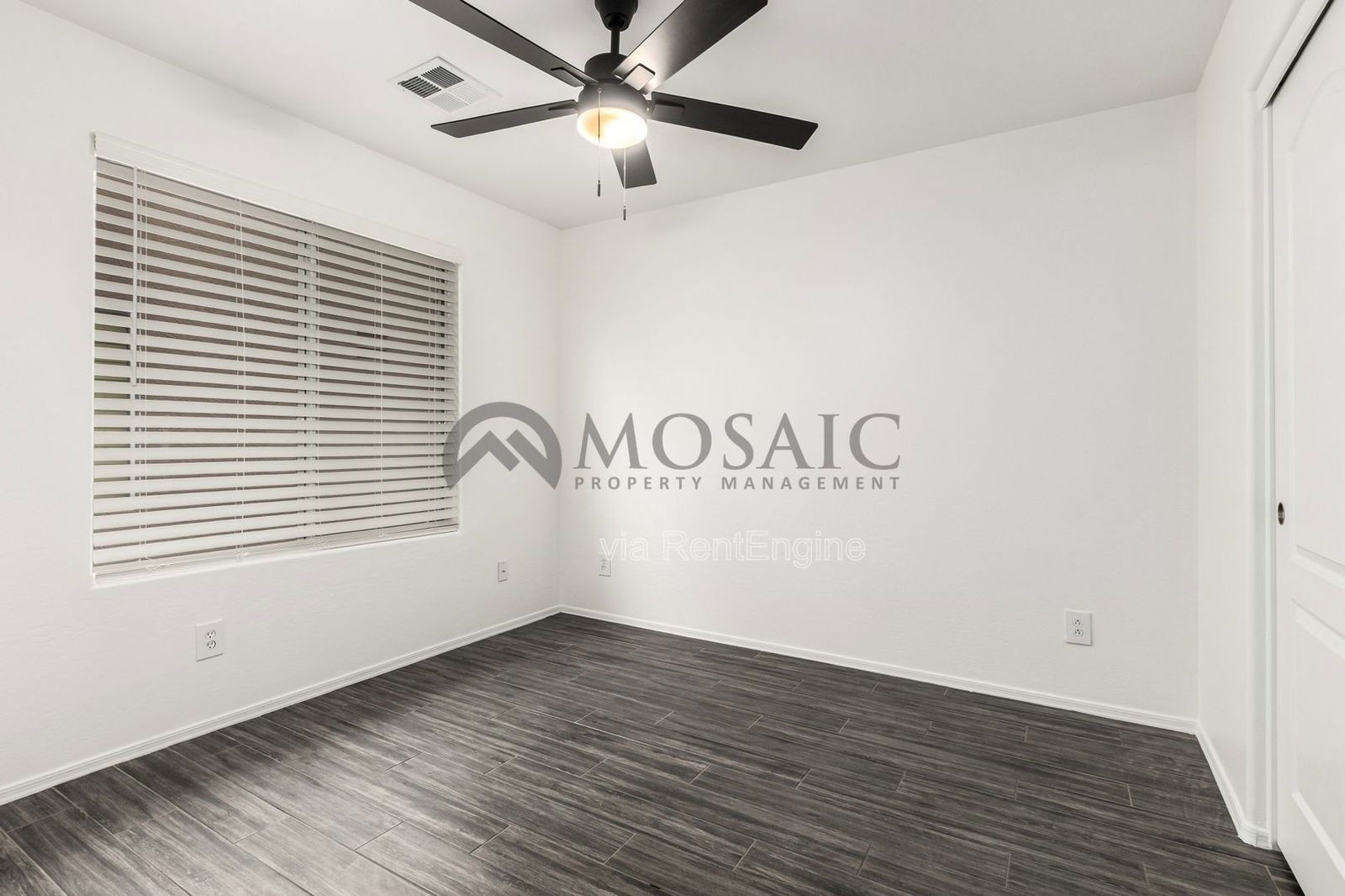 Updated home with designer touches - community pool and more property image