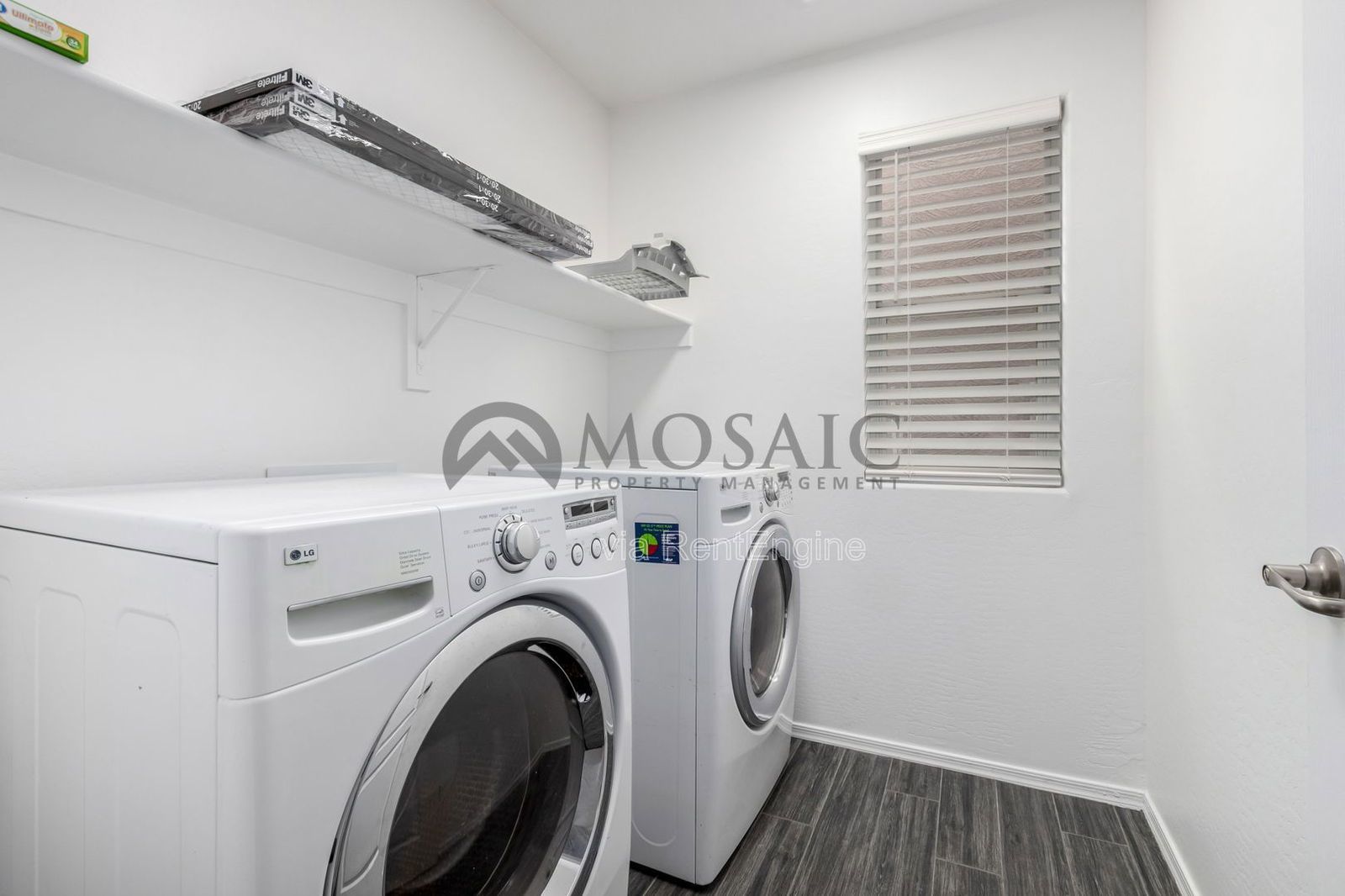 Updated home with designer touches - community pool and more property image