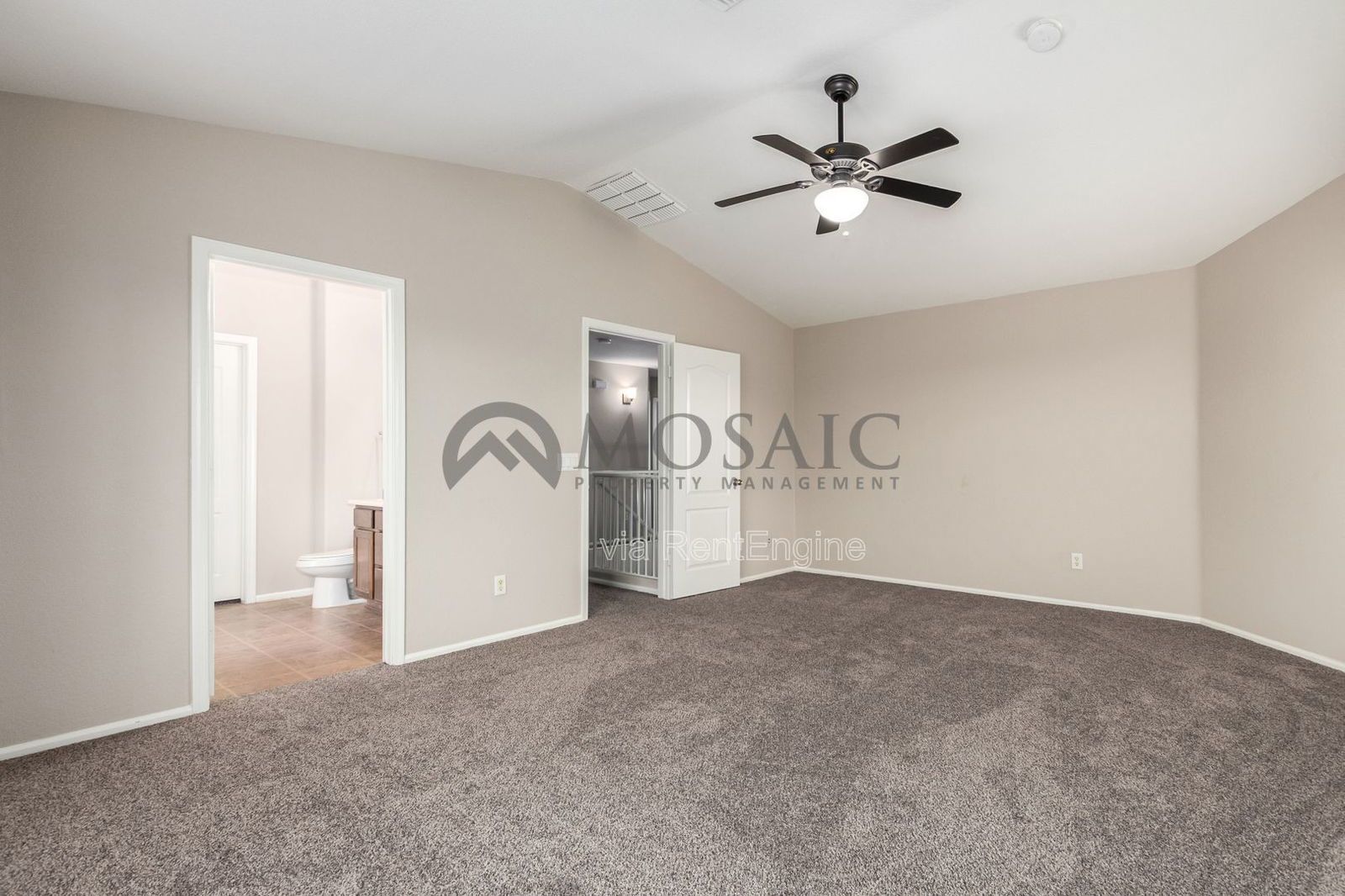 Move in ready - large yard - 4 bedrooms in Circle Cross Ranch property image