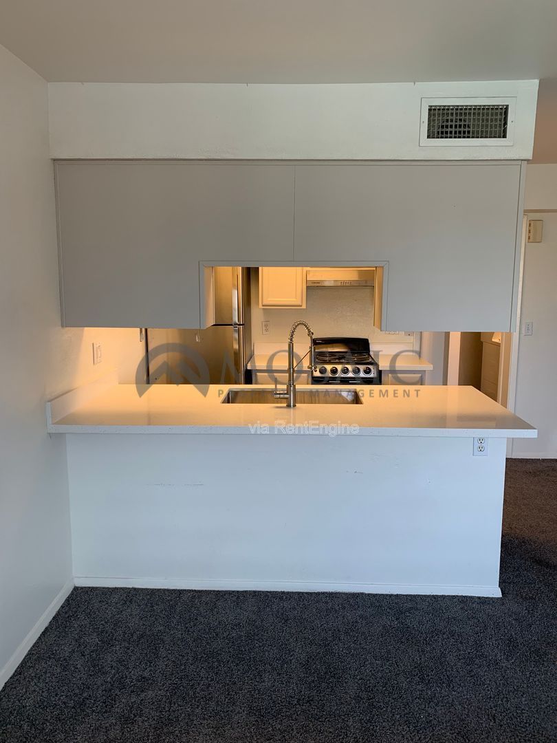 Updated condo in a community with great amenities - pool, tennis! property image