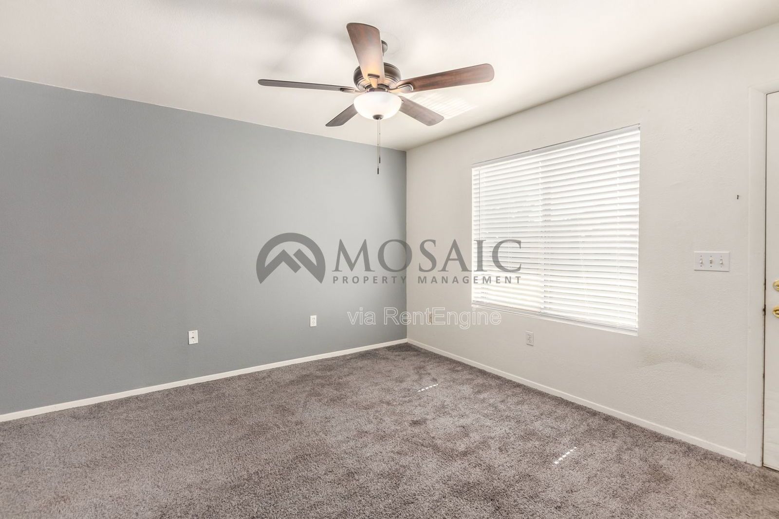 Updated condo in a community with great amenities - pool, tennis! property image