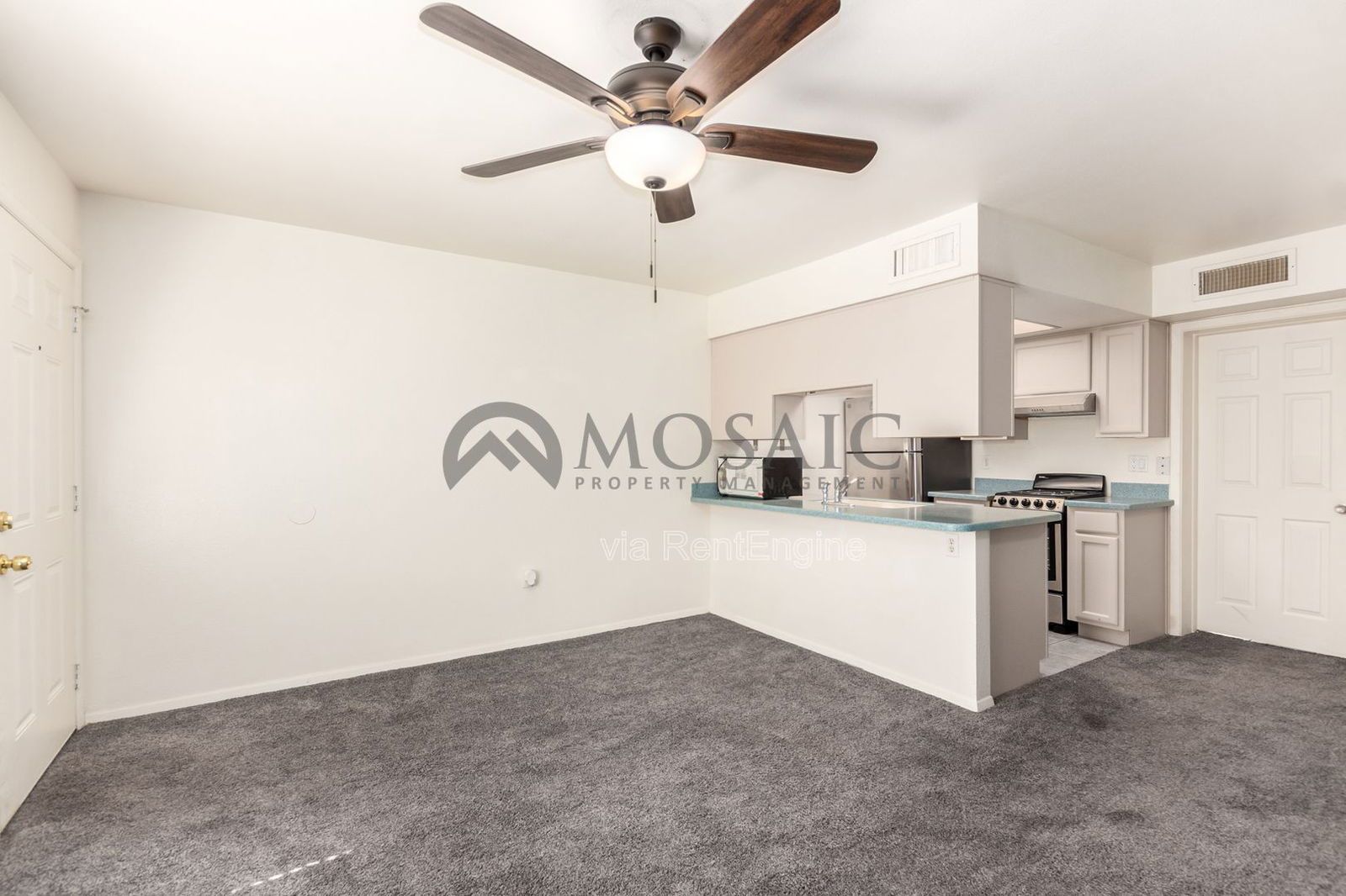 Updated condo in a community with great amenities - pool, tennis! property image