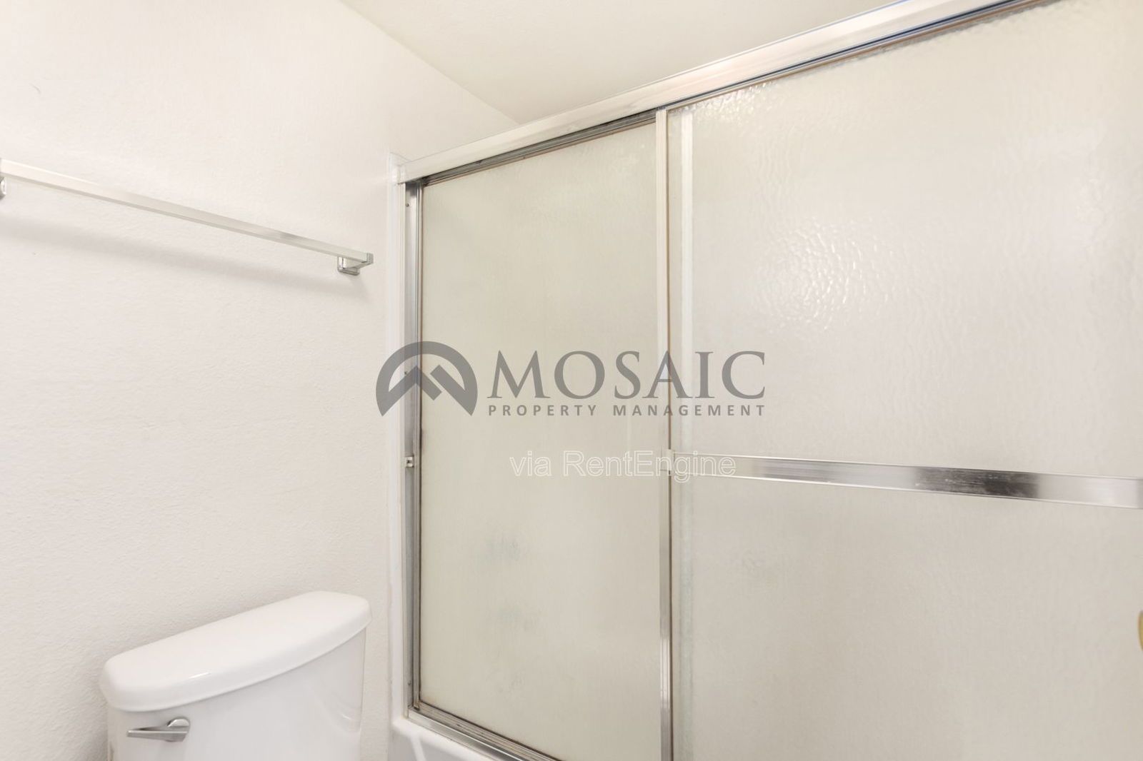 Updated condo in a community with great amenities - pool, tennis! property image