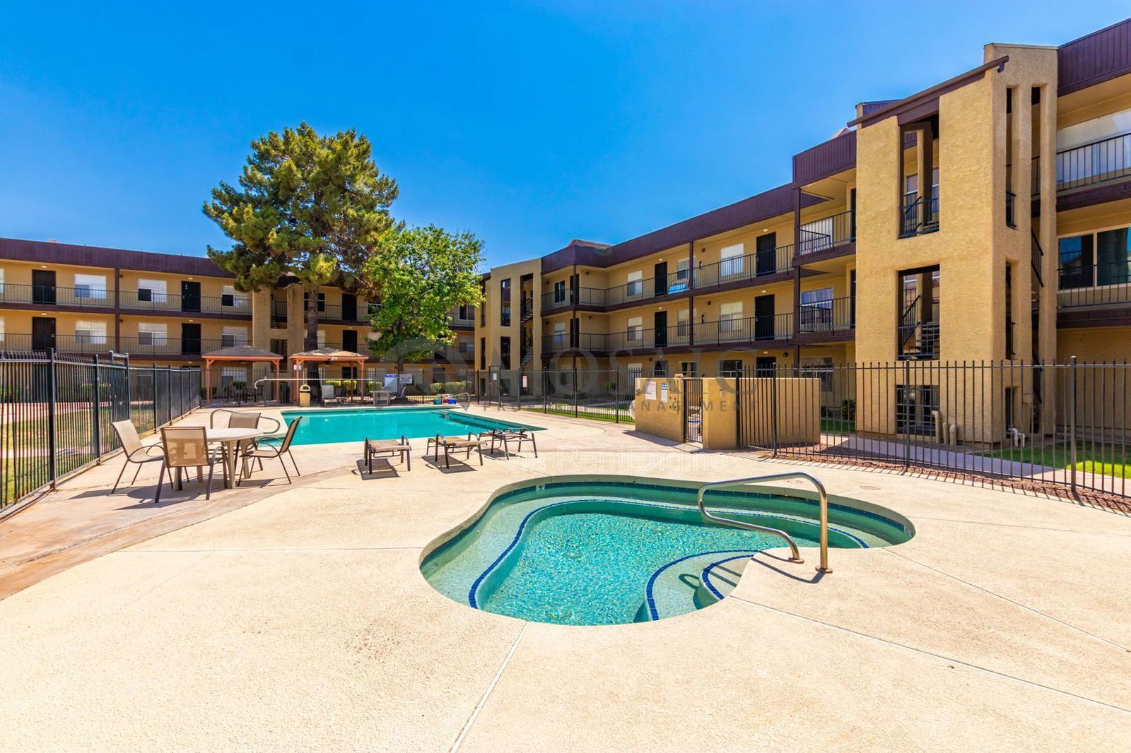 Updated condo in a community with great amenities - pool, tennis! property image