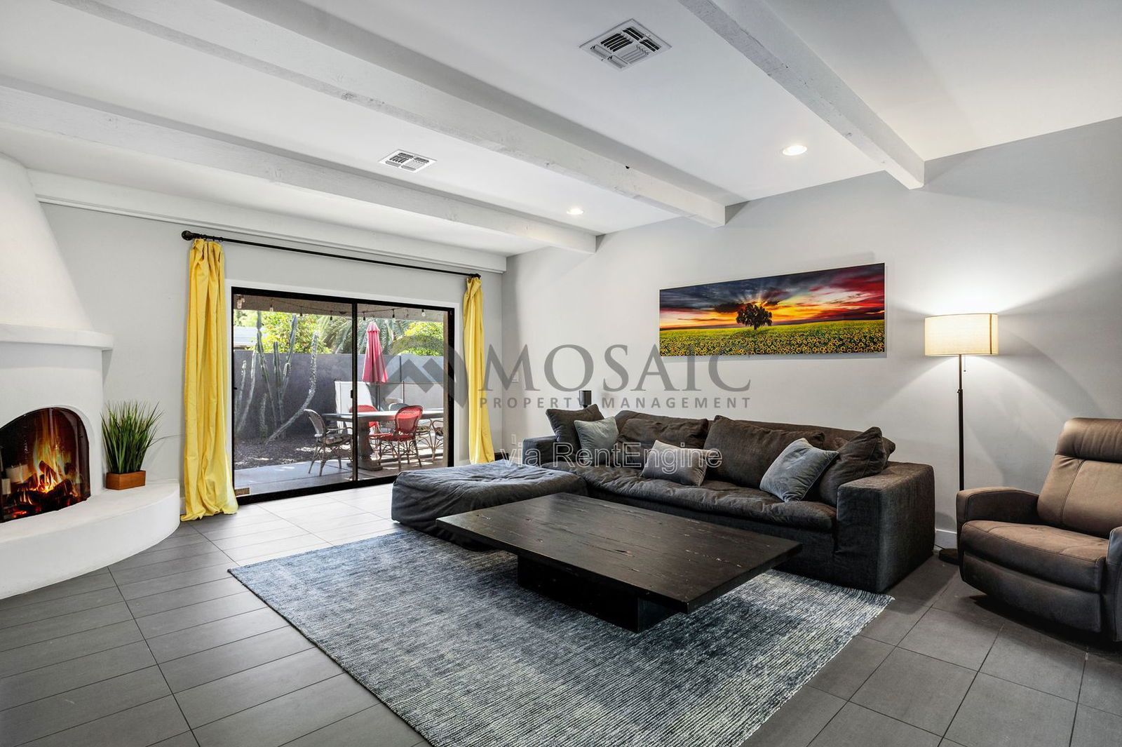 Beautifully home in Scottsdale with a detached casita property image