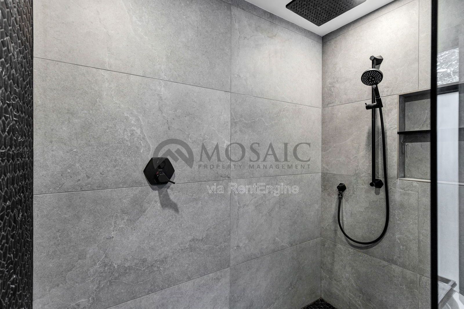 Beautifully home in Scottsdale with a detached casita property image