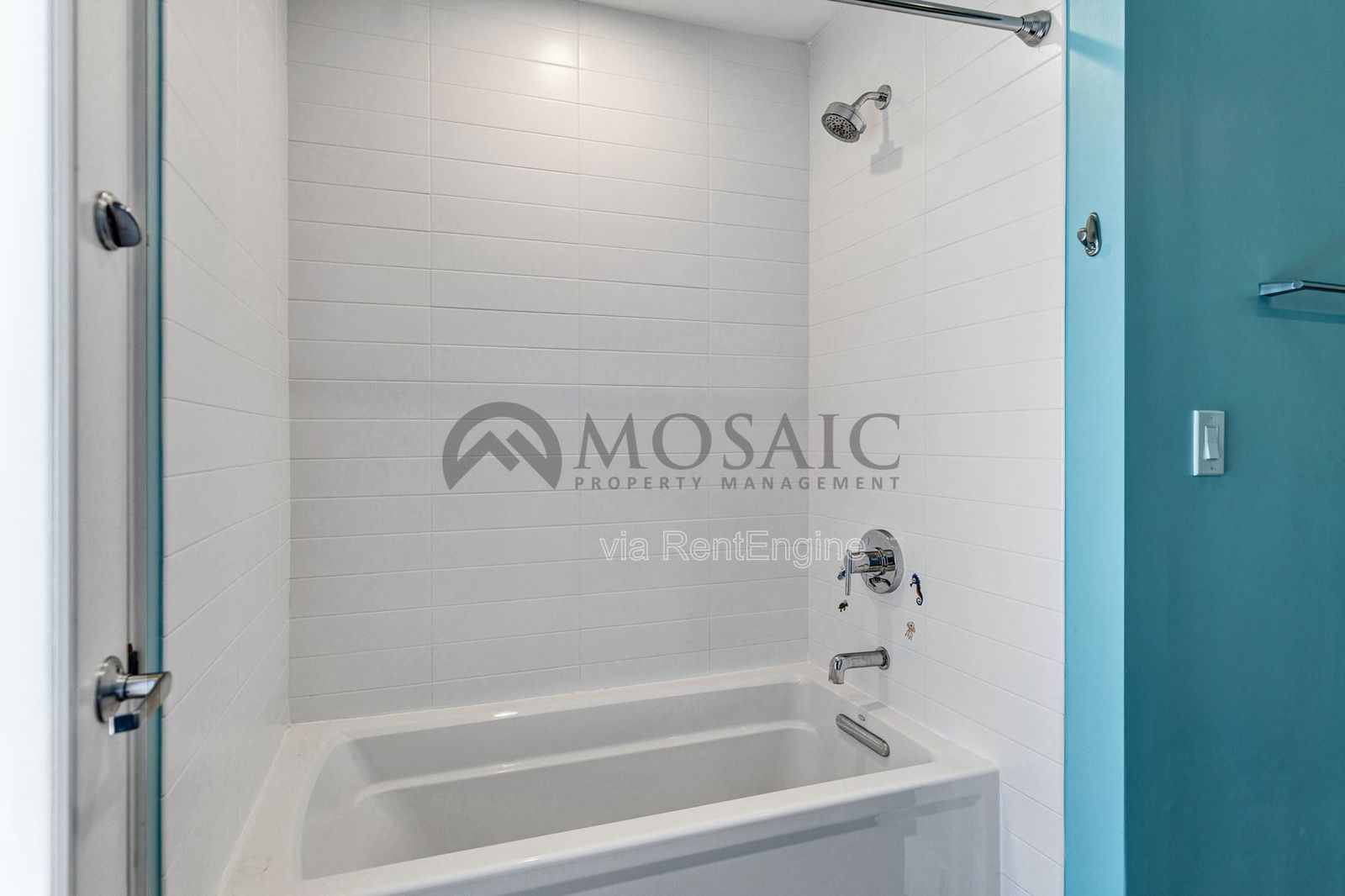 Beautifully home in Scottsdale with a detached casita property image