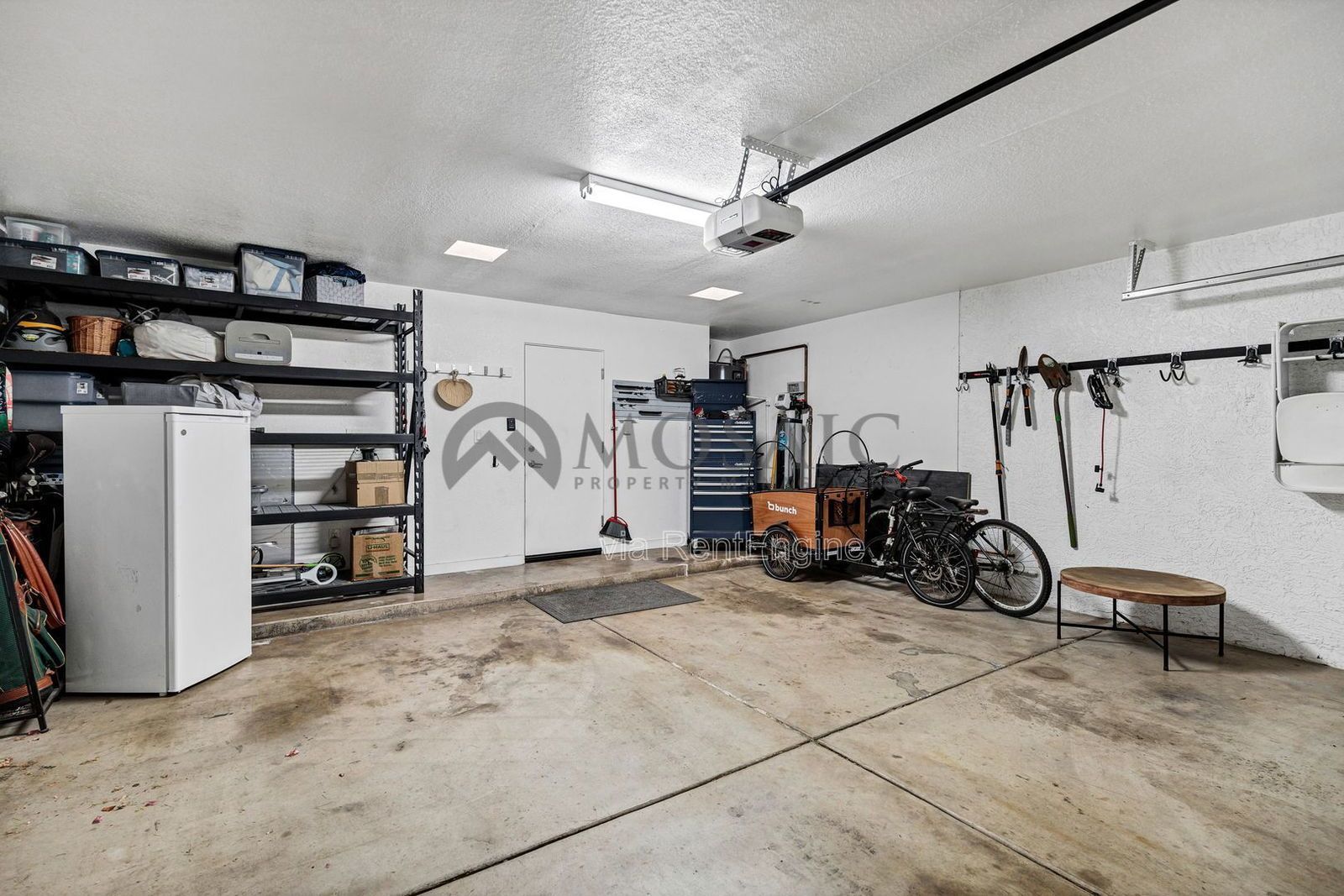 Beautifully home in Scottsdale with a detached casita property image