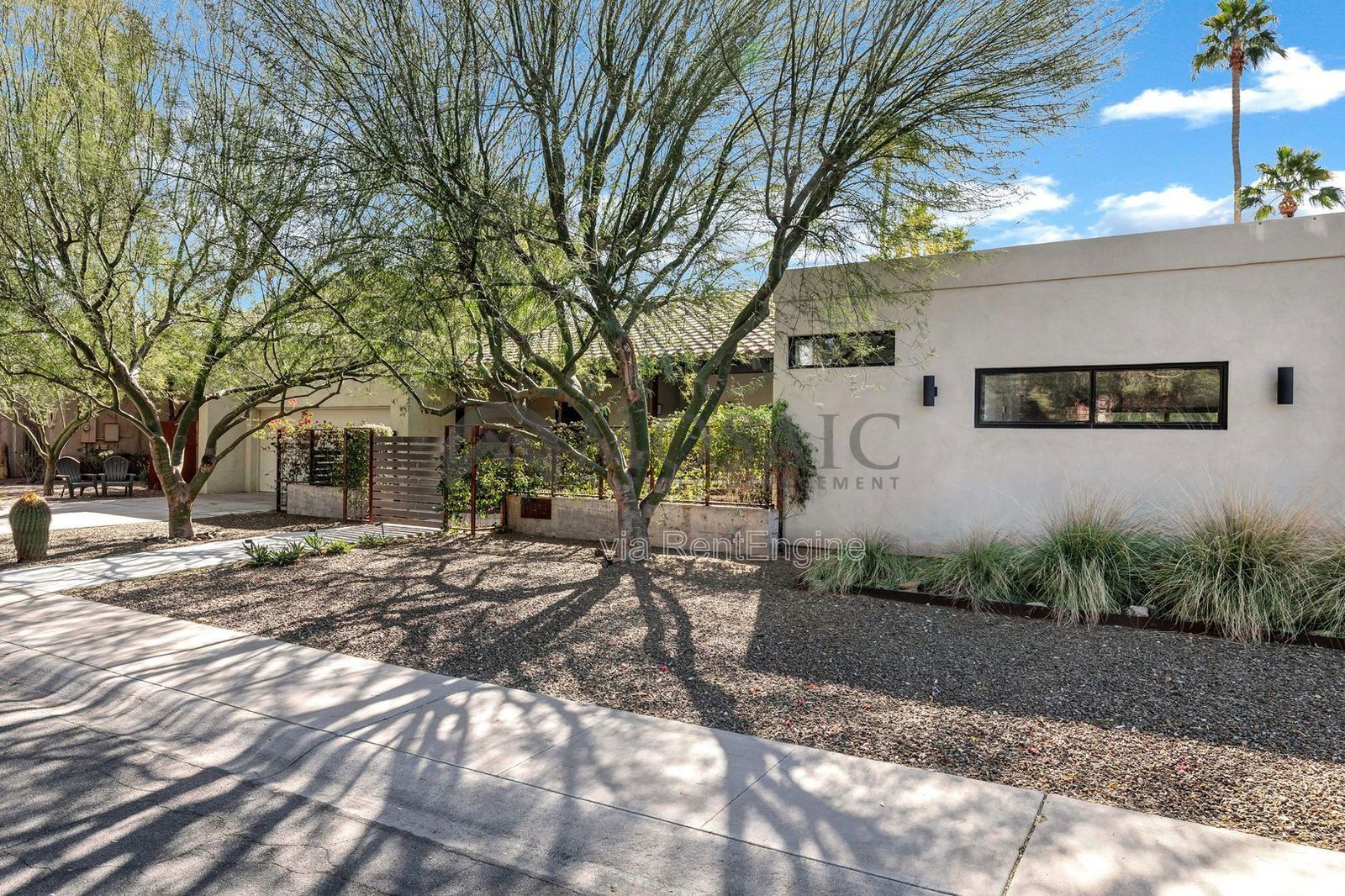 Beautifully home in Scottsdale with a detached casita property image