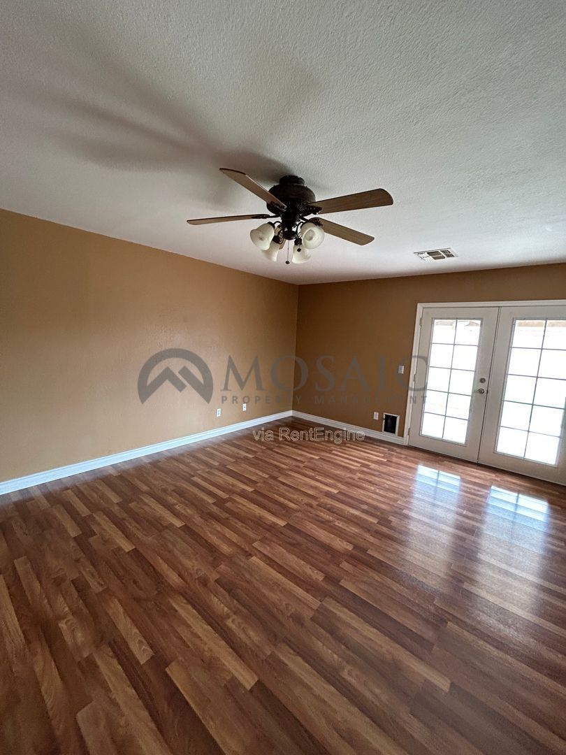 Gorgeous Updated home in Parkwood Ranch!! property image