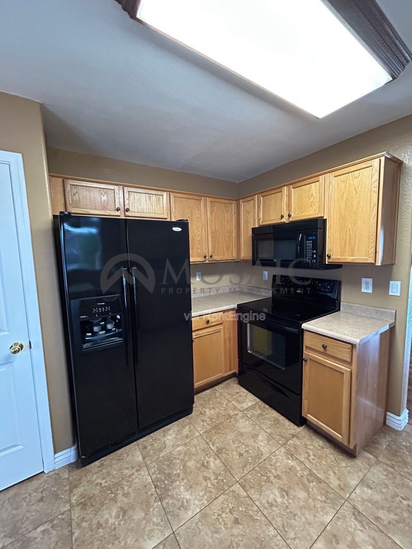 Gorgeous Updated home in Parkwood Ranch!! property image