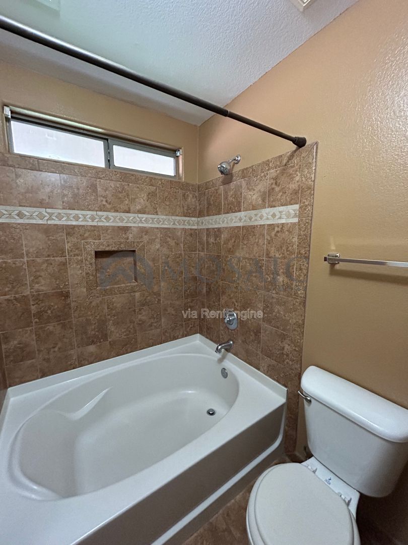 Gorgeous Updated home in Parkwood Ranch!! property image