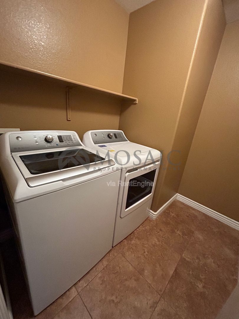 Gorgeous Updated home in Parkwood Ranch!! property image