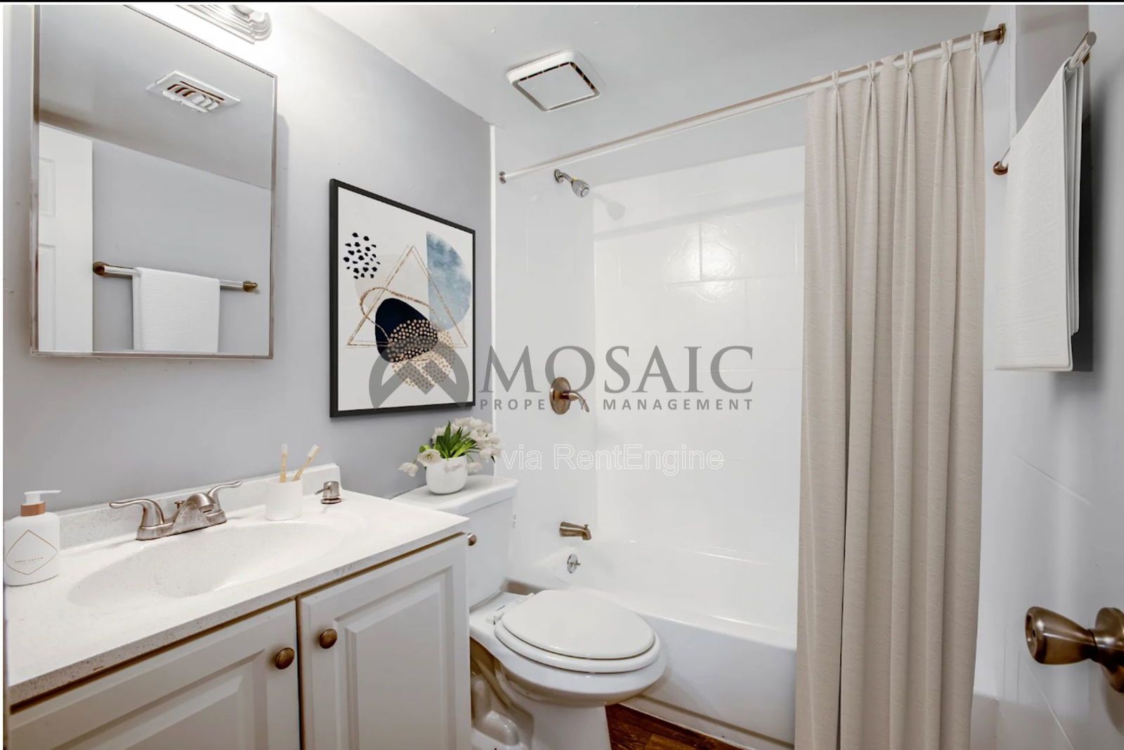 Updated Unit! Granite and White Cabinets! property image