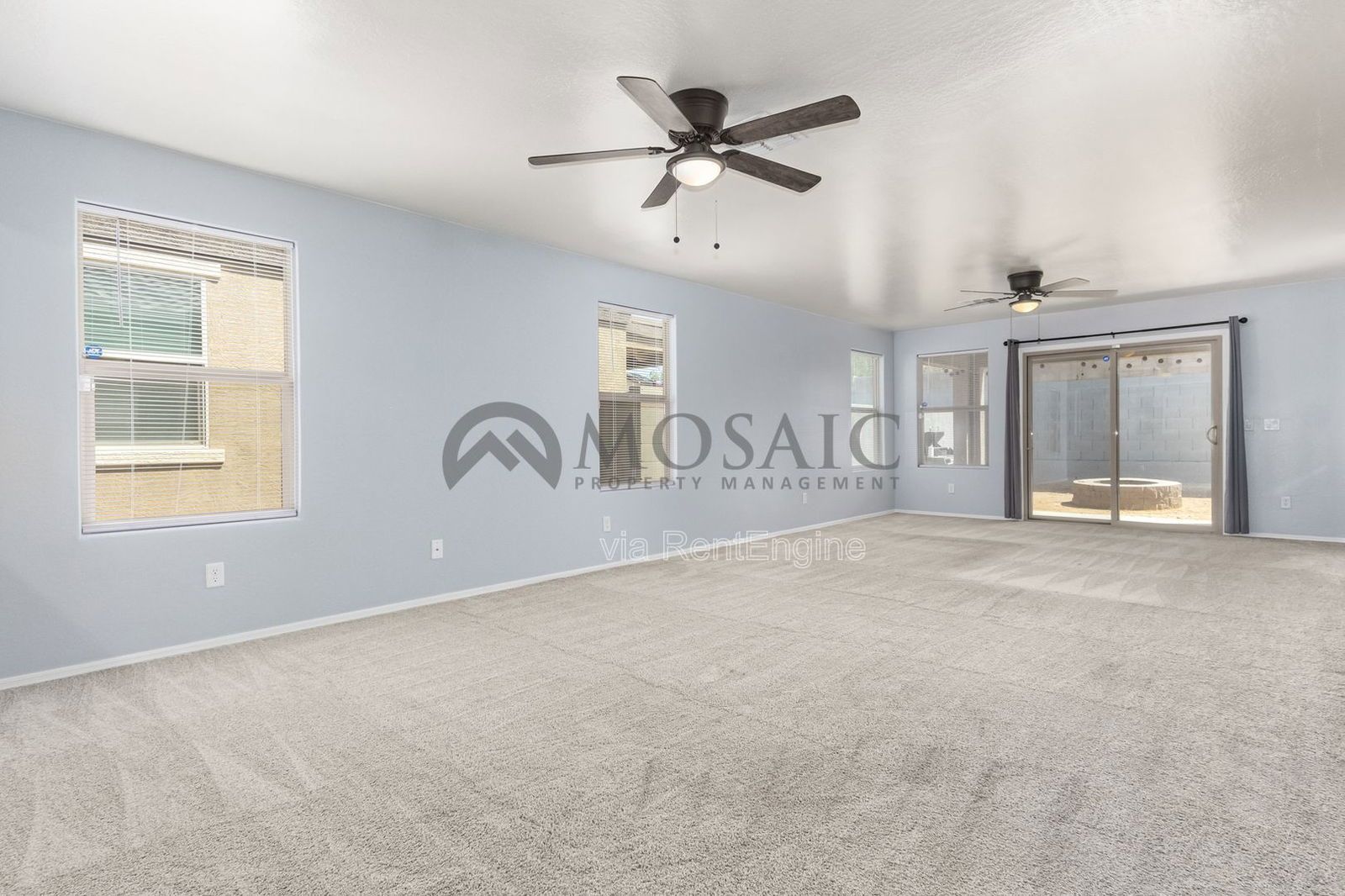 Fabulous 4 bed/2 bath home near South Mountain Preserve! property image