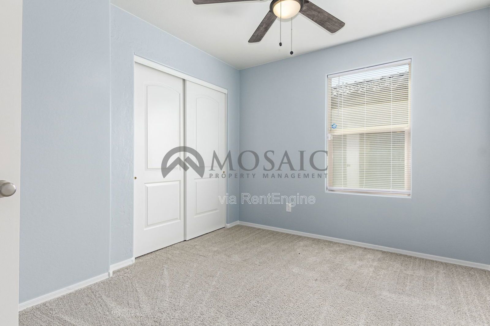 Fabulous 4 bed/2 bath home near South Mountain Preserve! property image