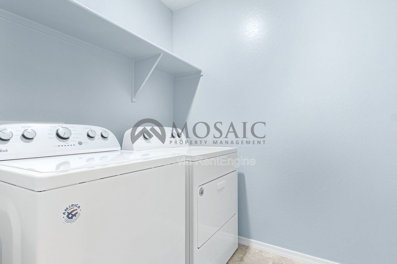 Fabulous 4 bed/2 bath home near South Mountain Preserve! property image