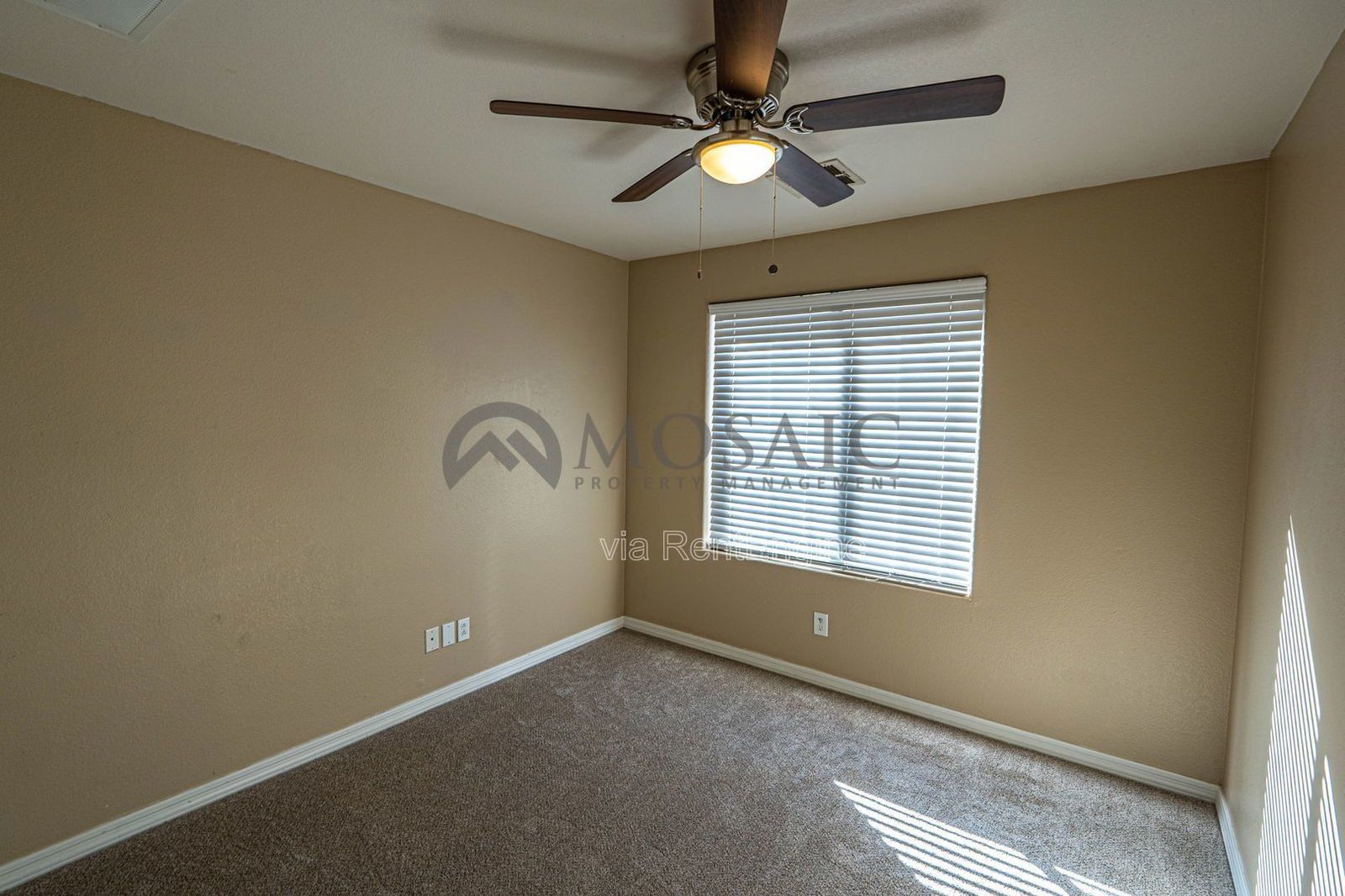 Great Home in San Tan Heights!! property image