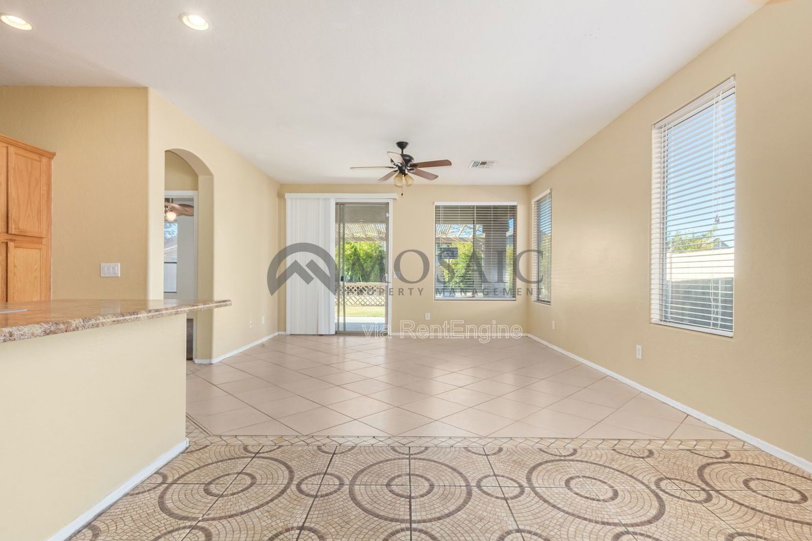 Adorable 3 bed/2 bath PLUS DEN!  Come see today! property image