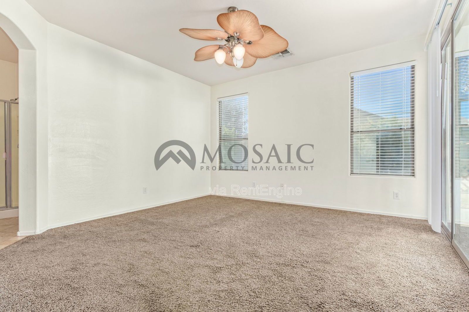 Adorable 3 bed/2 bath PLUS DEN!  Come see today! property image