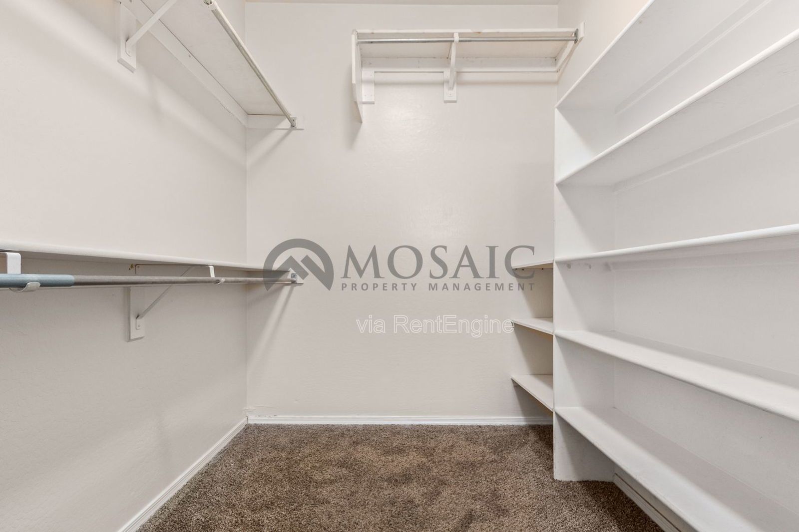 Adorable 3 bed/2 bath PLUS DEN!  Come see today! property image