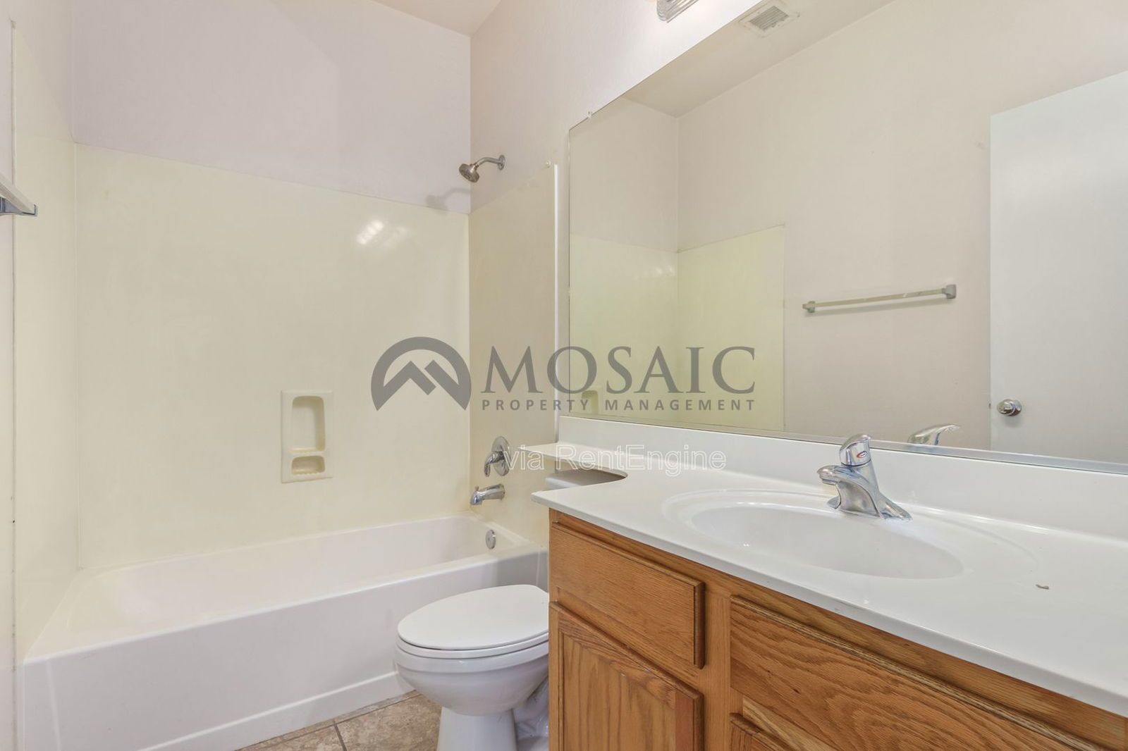 Adorable 3 bed/2 bath PLUS DEN!  Come see today! property image