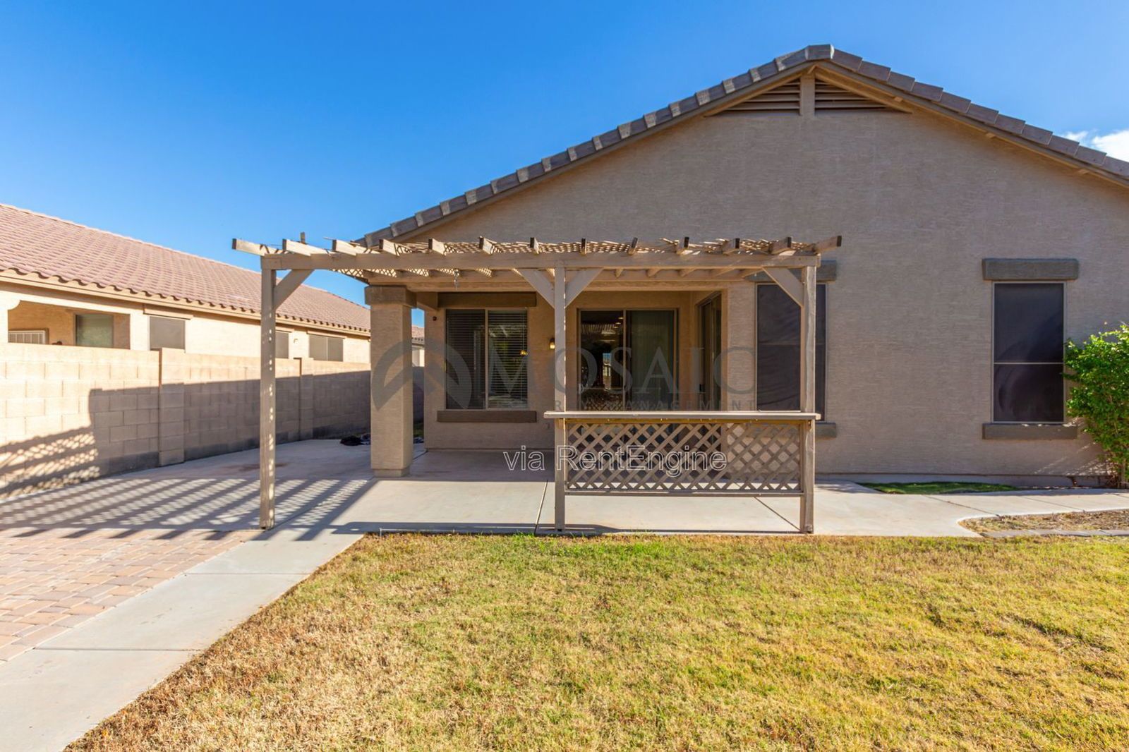 Adorable 3 bed/2 bath PLUS DEN!  Come see today! property image