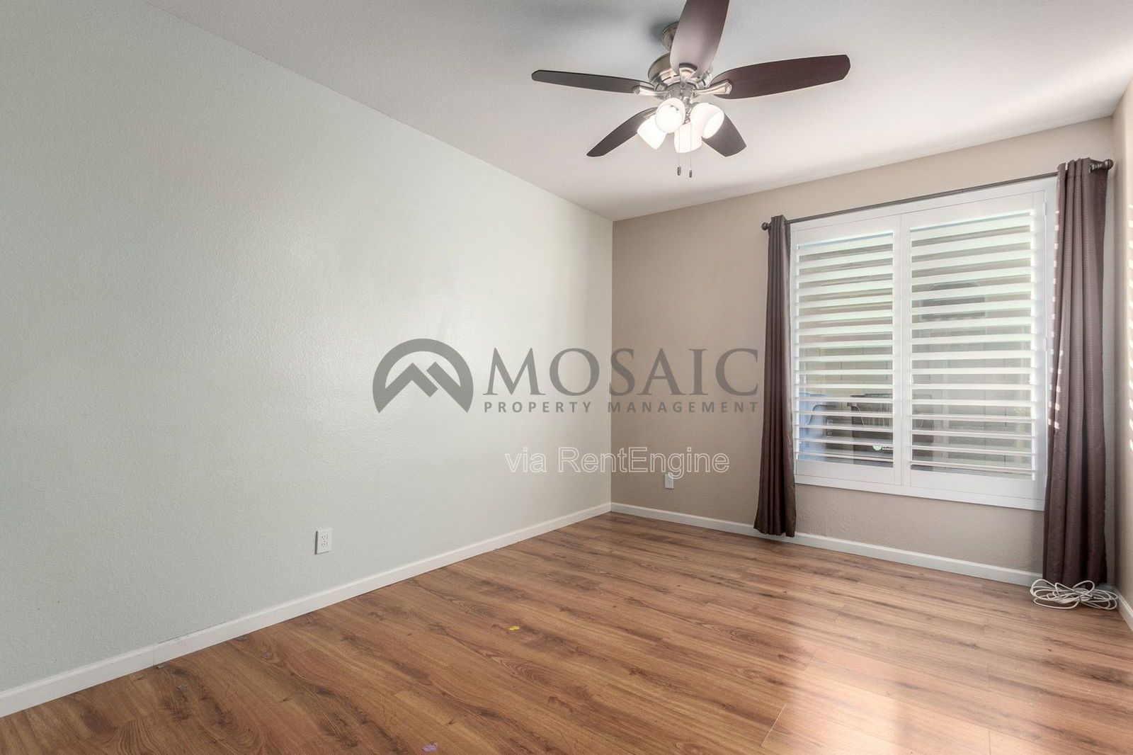 Beautiful 4 Bedroom 2 Bathroom Home. Apply Today! property image