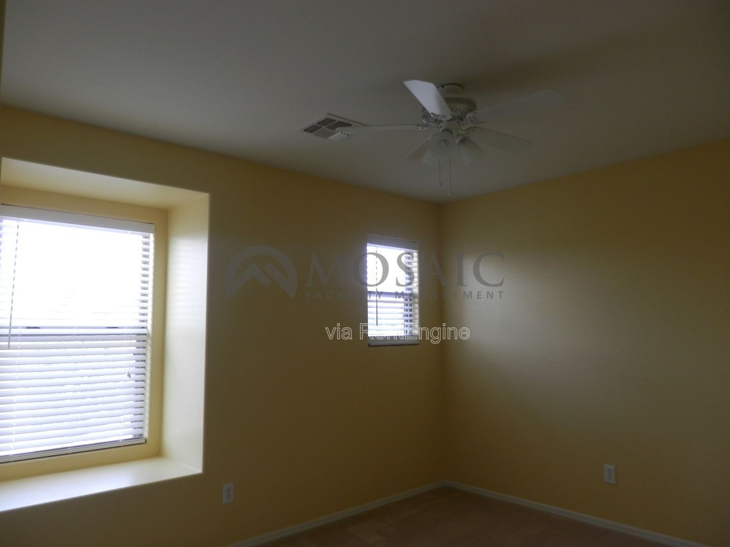Minutes from San Tan Mall in Spectrum!!! property image
